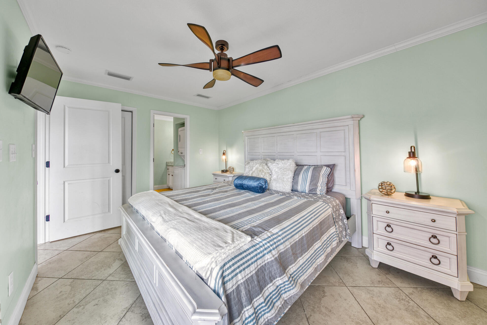 TRADEWINDS - Residential