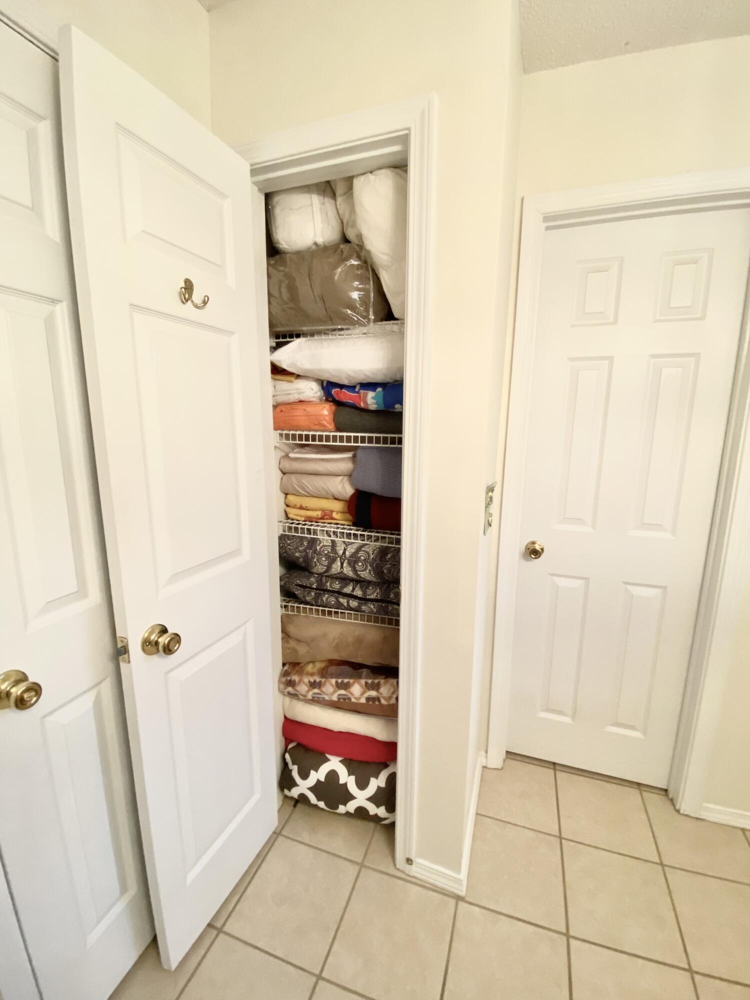 PINNACLE POINT - Residential Lease