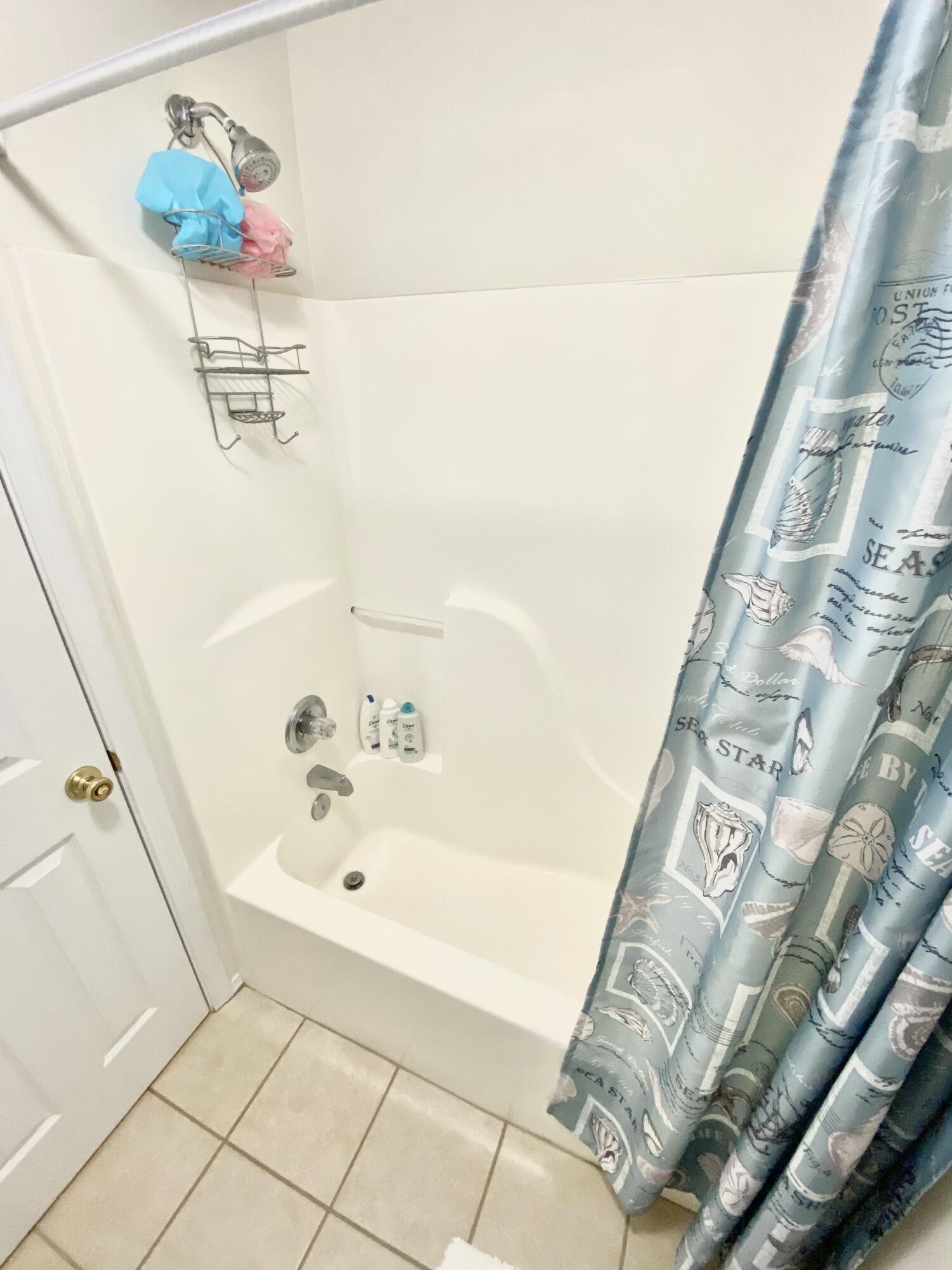 PINNACLE POINT - Residential Lease