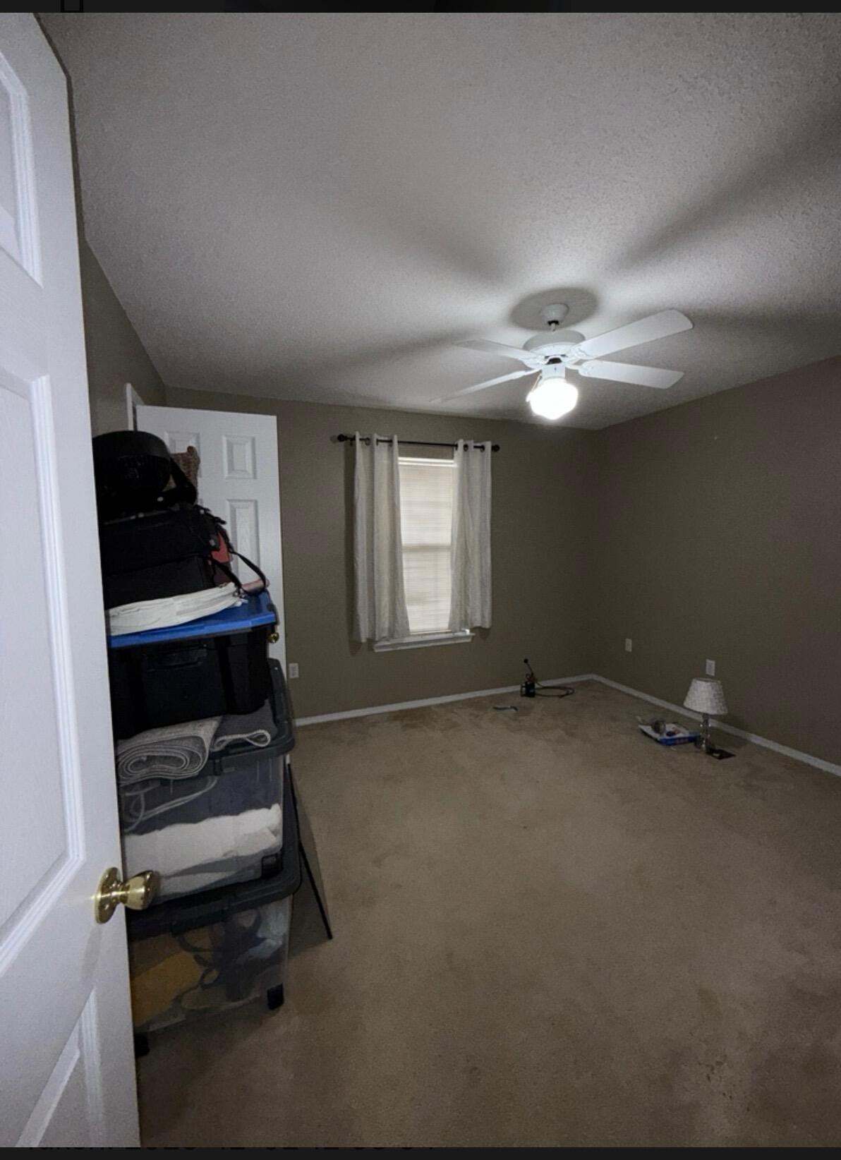 PINNACLE POINT - Residential Lease