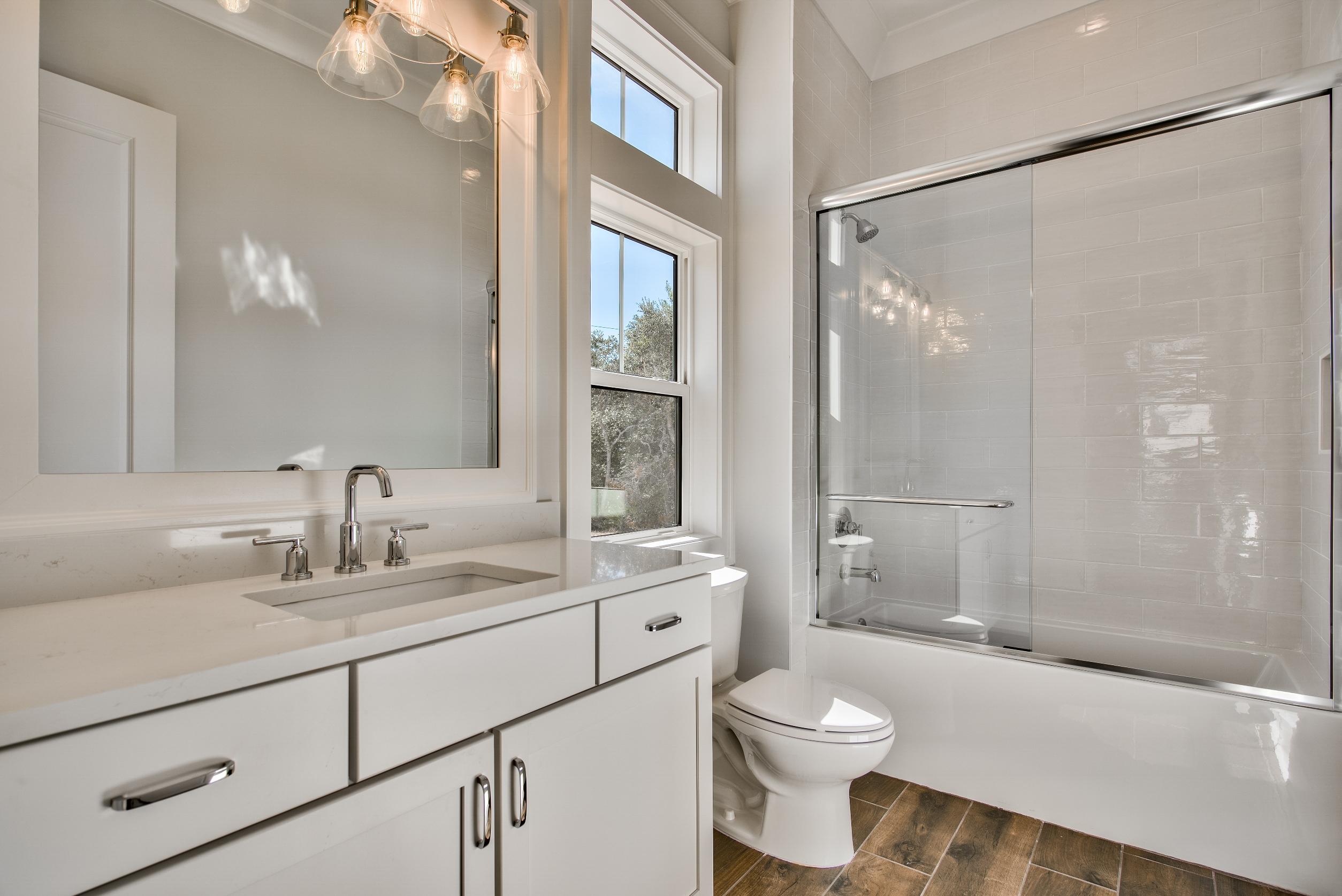 SEAGROVE EAST - Residential