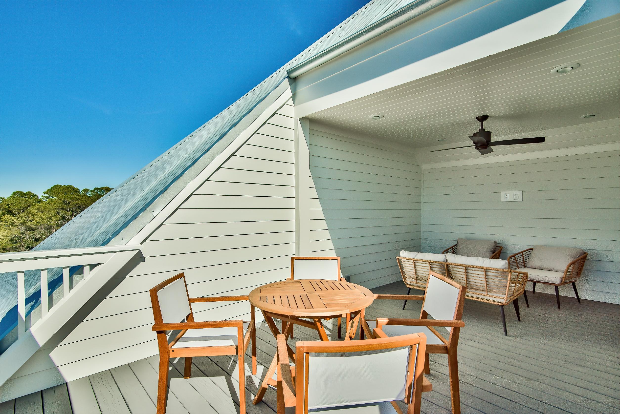 SEAGROVE EAST - Residential