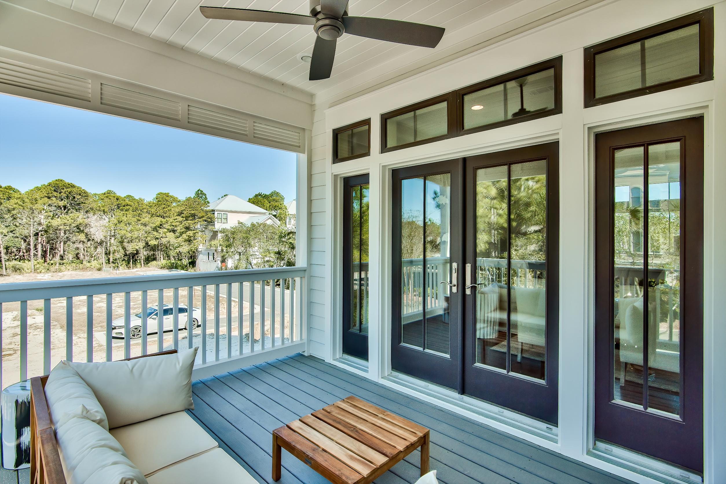 SEAGROVE EAST - Residential