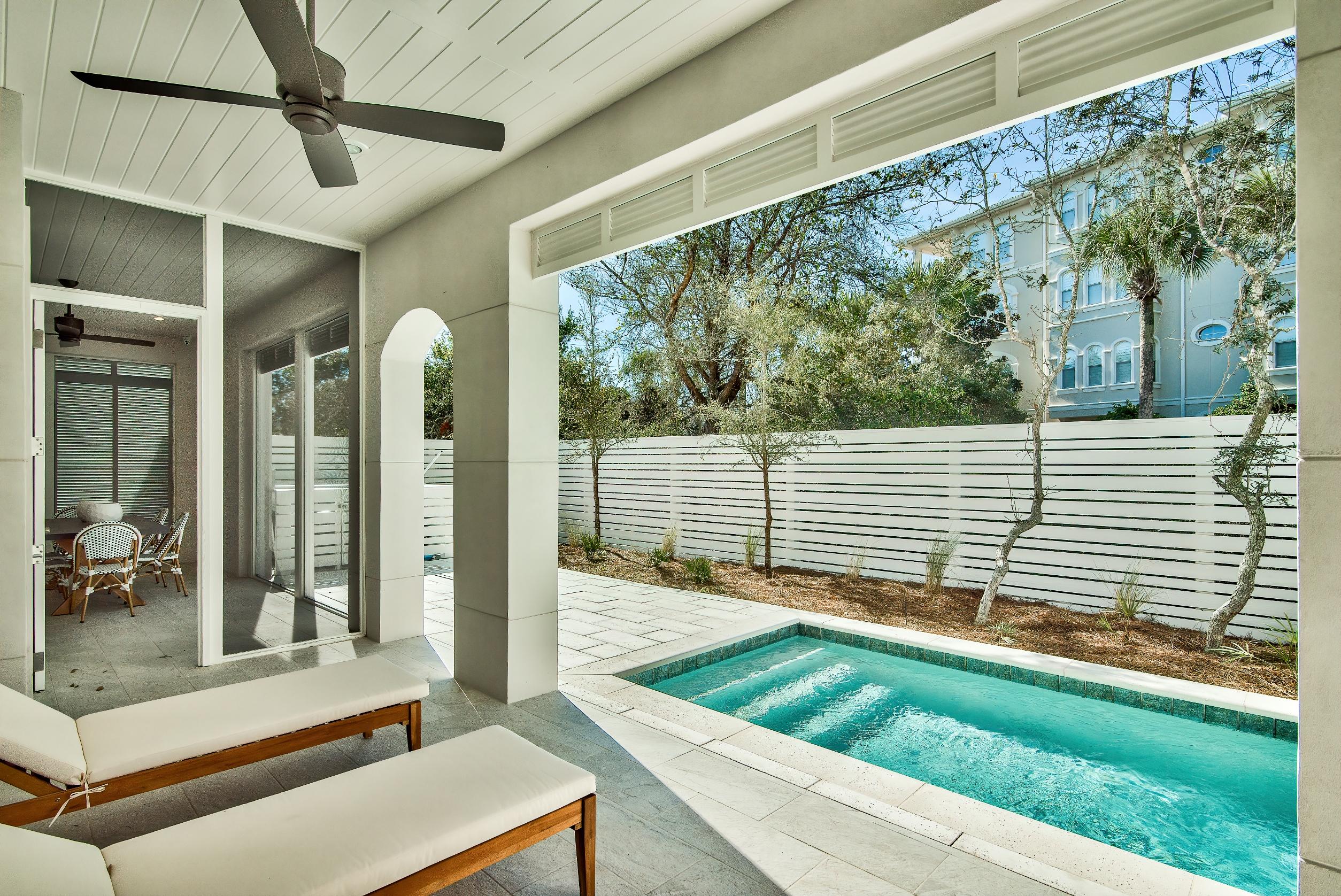 SEAGROVE EAST - Residential