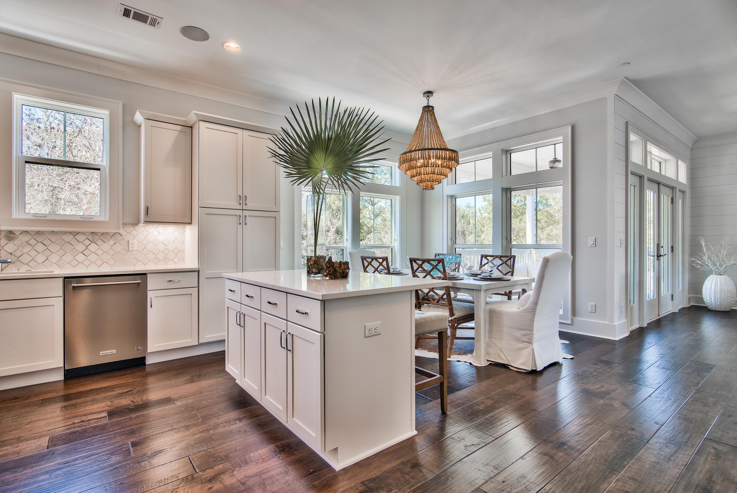 SEAGROVE EAST - Residential