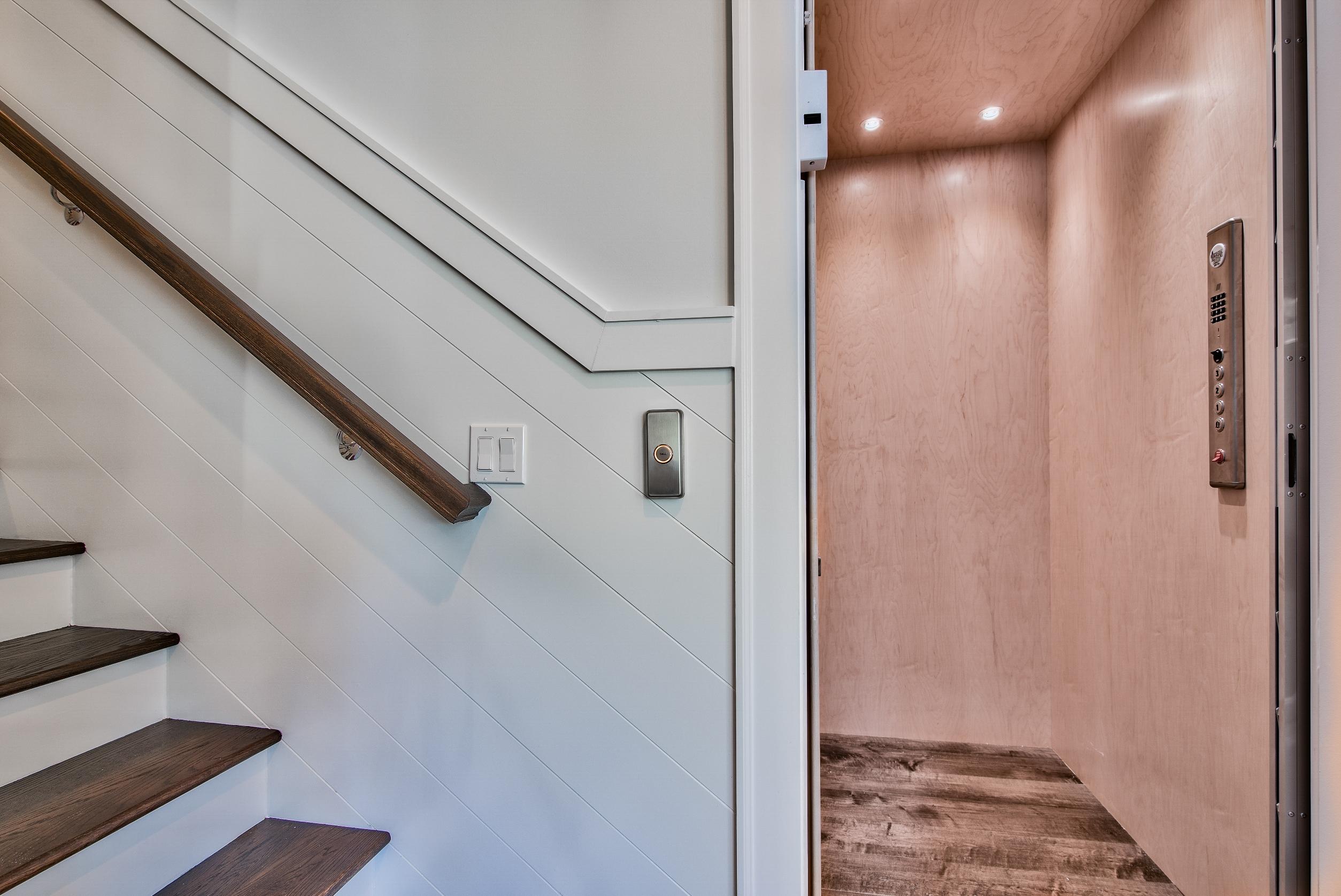 SEAGROVE EAST - Residential