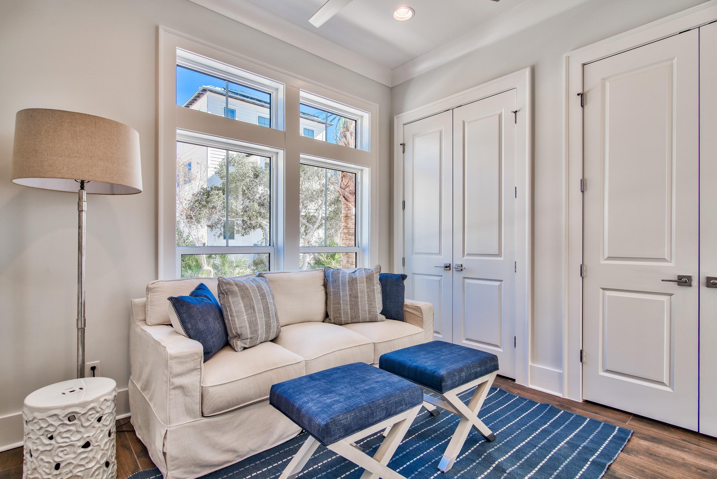 SEAGROVE EAST - Residential