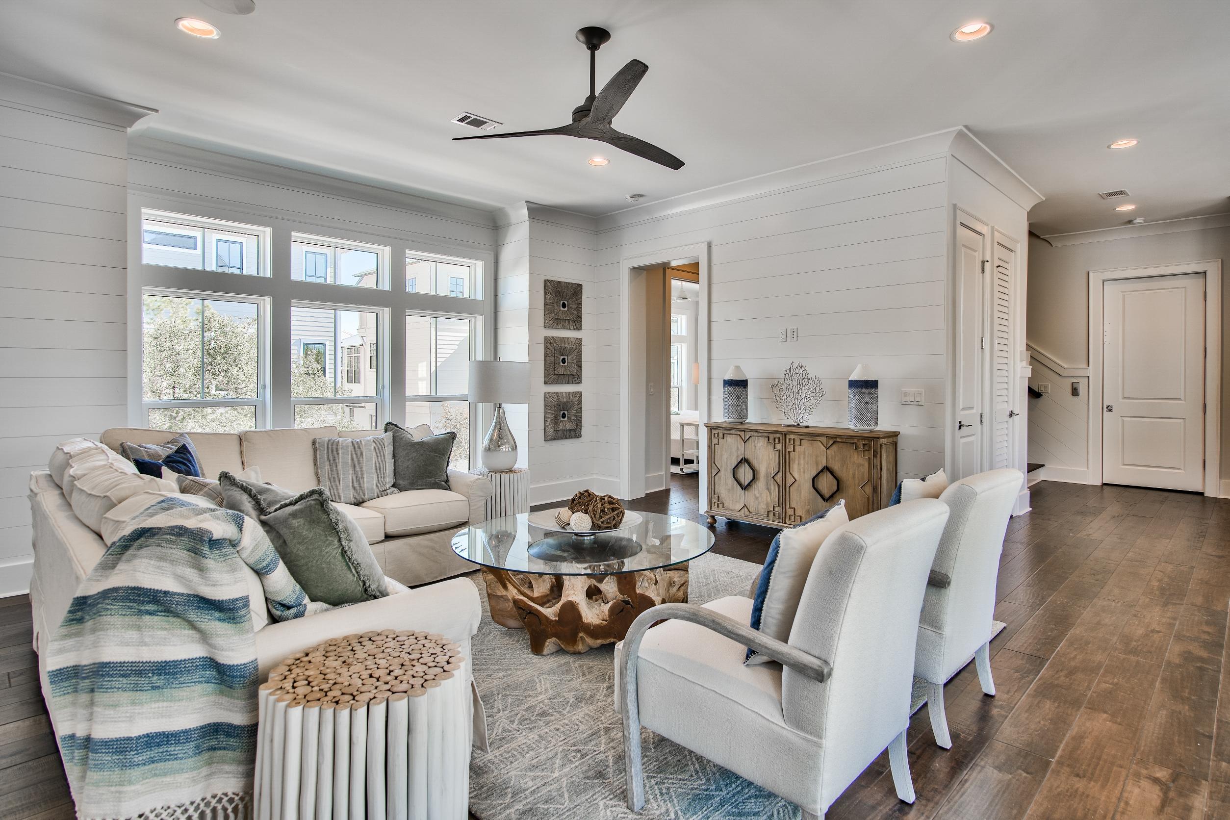 SEAGROVE EAST - Residential