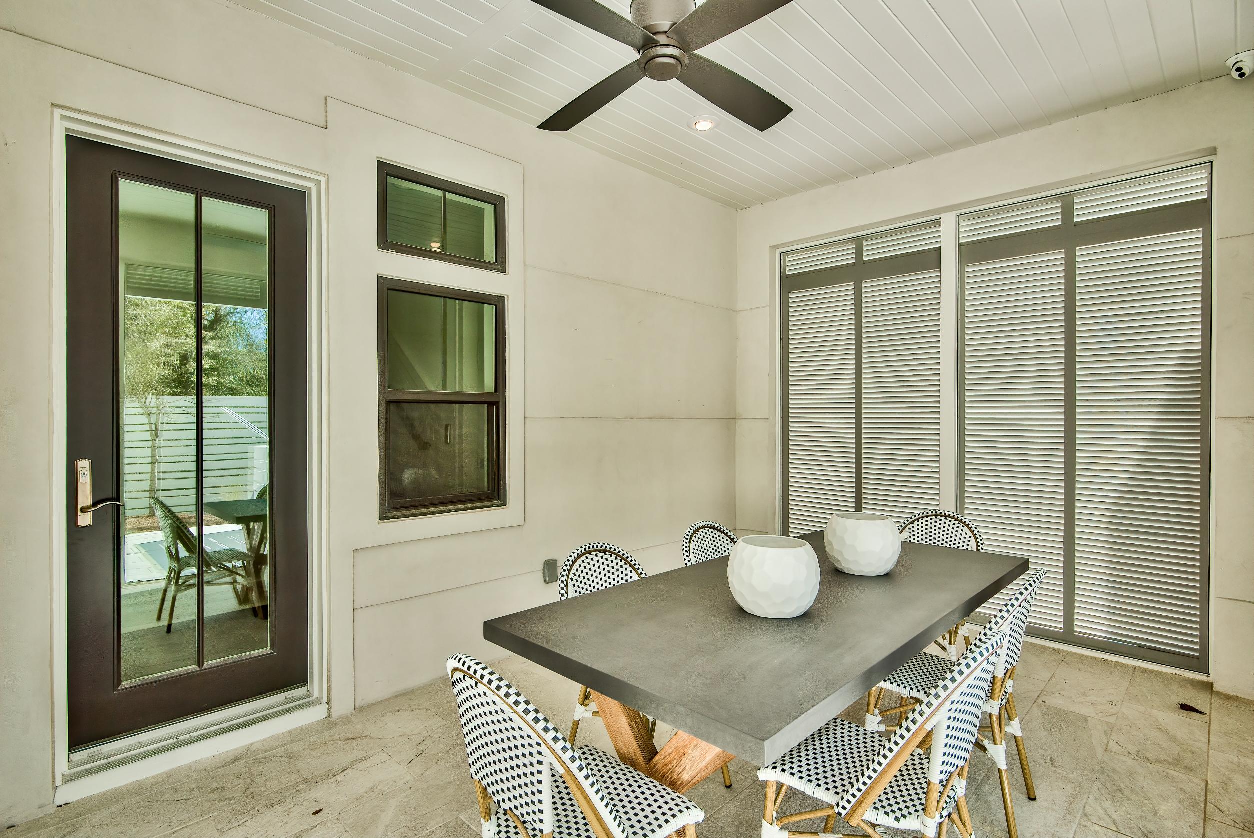 SEAGROVE EAST - Residential