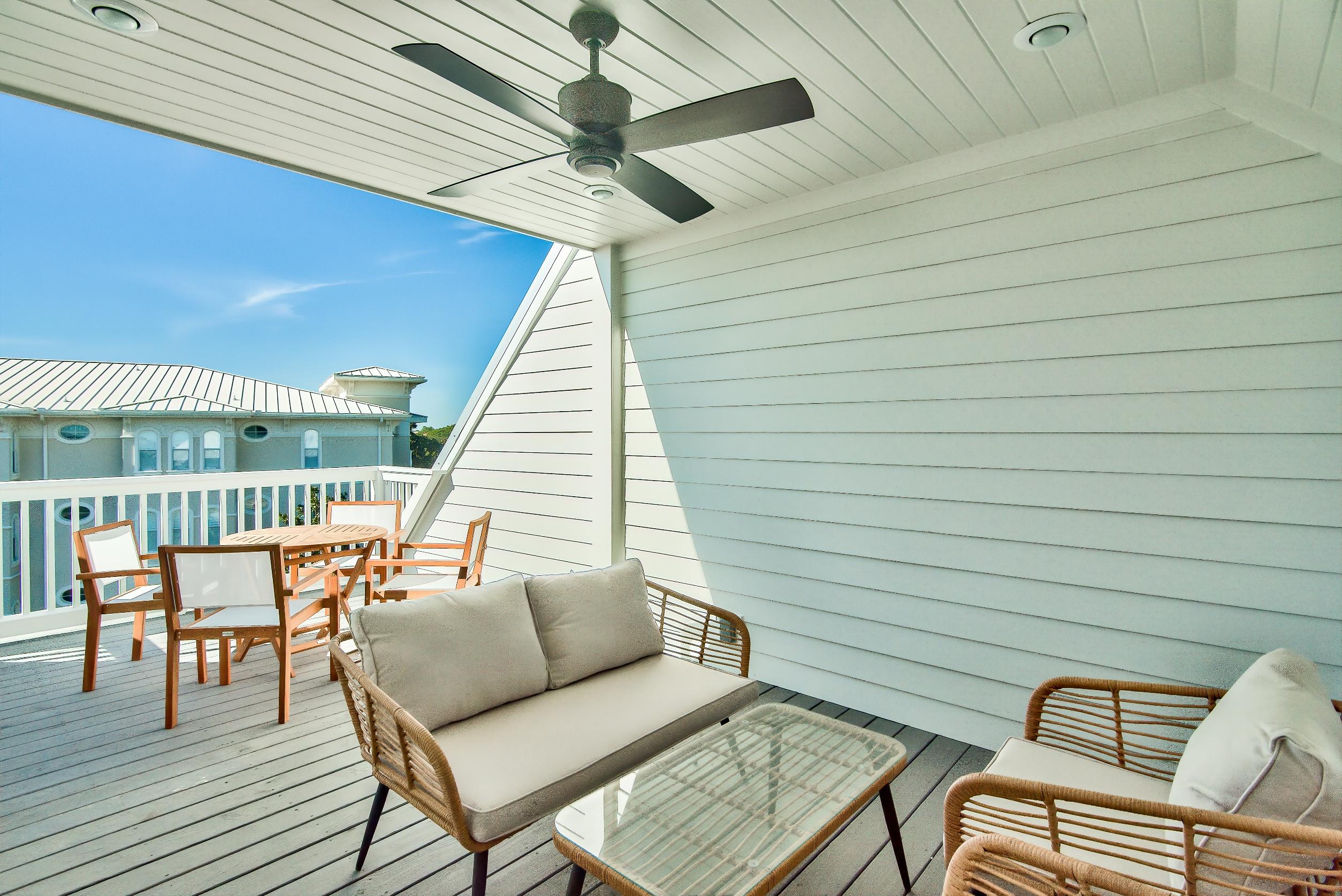 SEAGROVE EAST - Residential