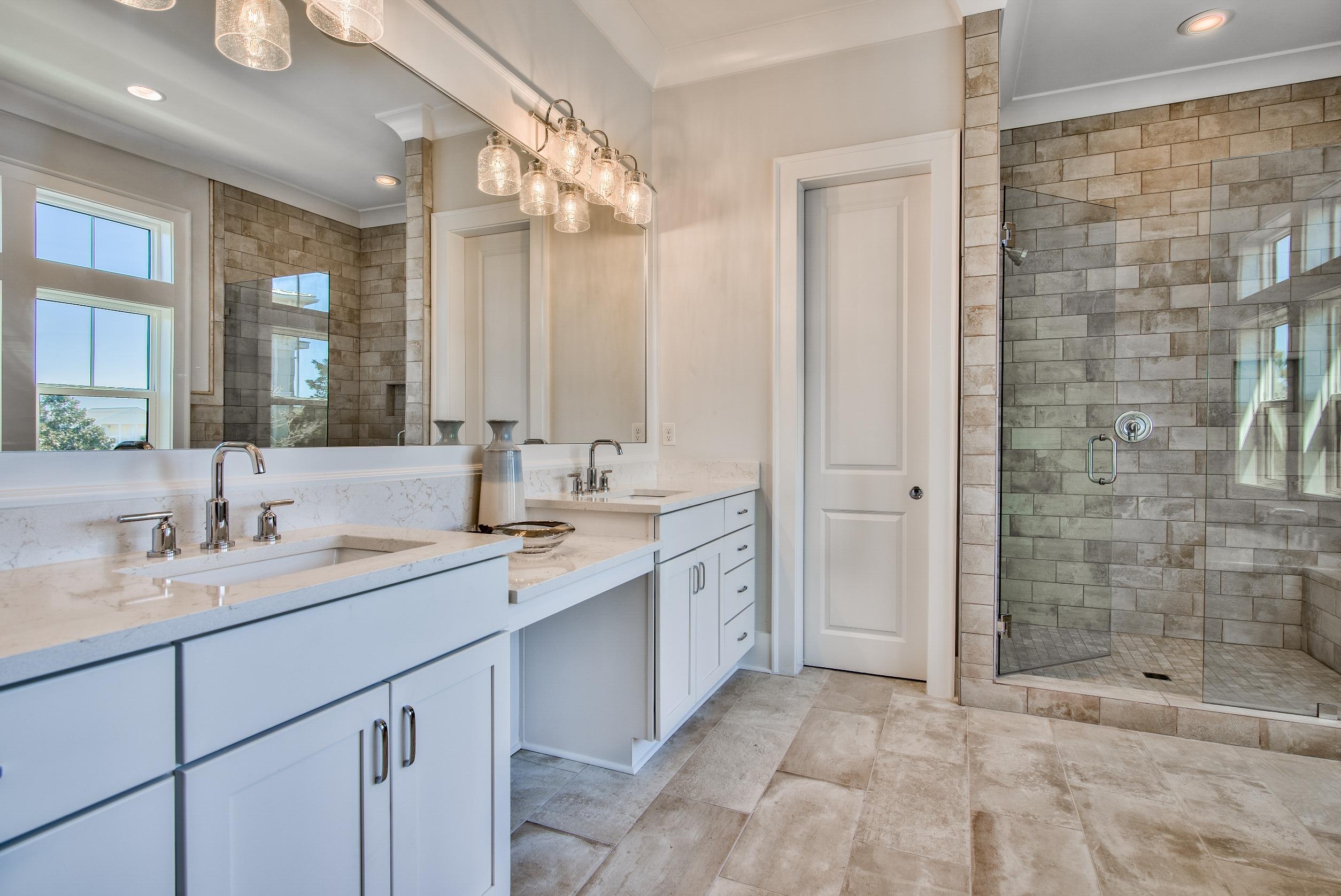 SEAGROVE EAST - Residential