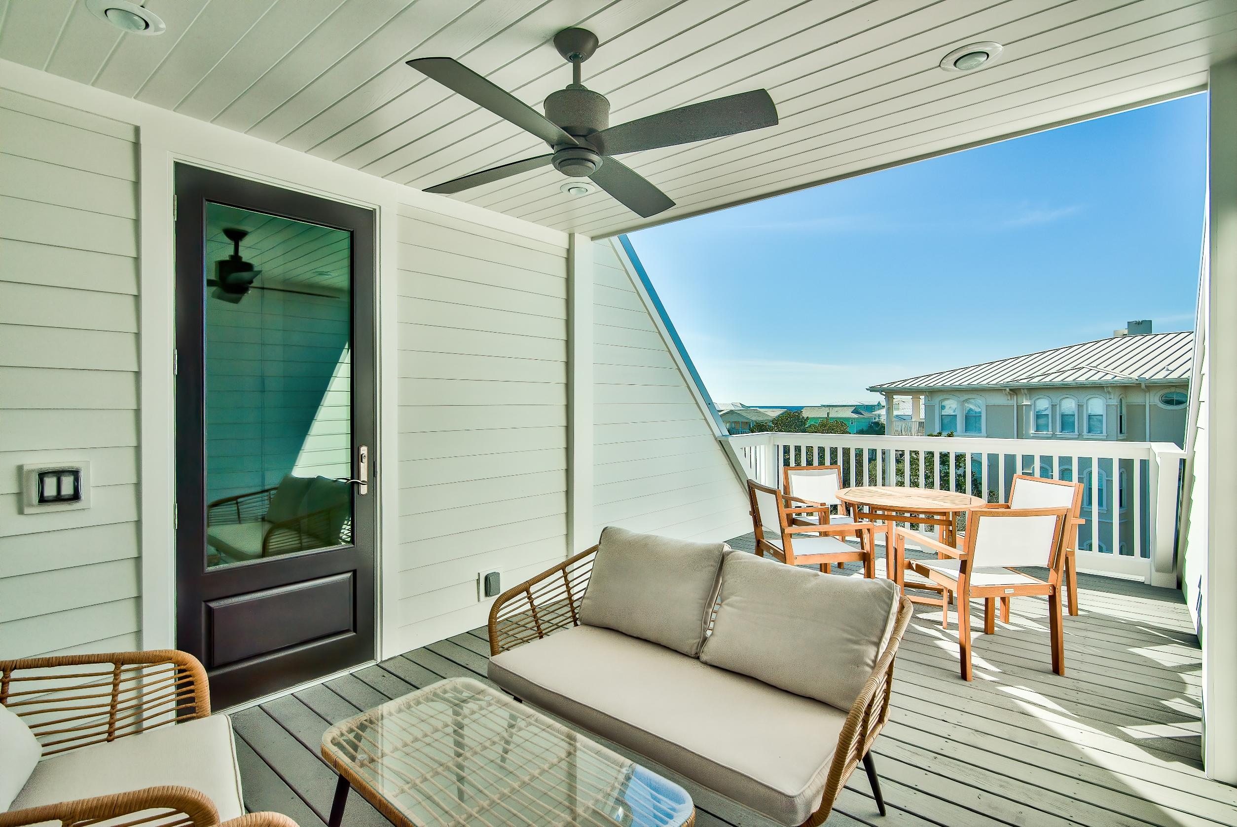 SEAGROVE EAST - Residential