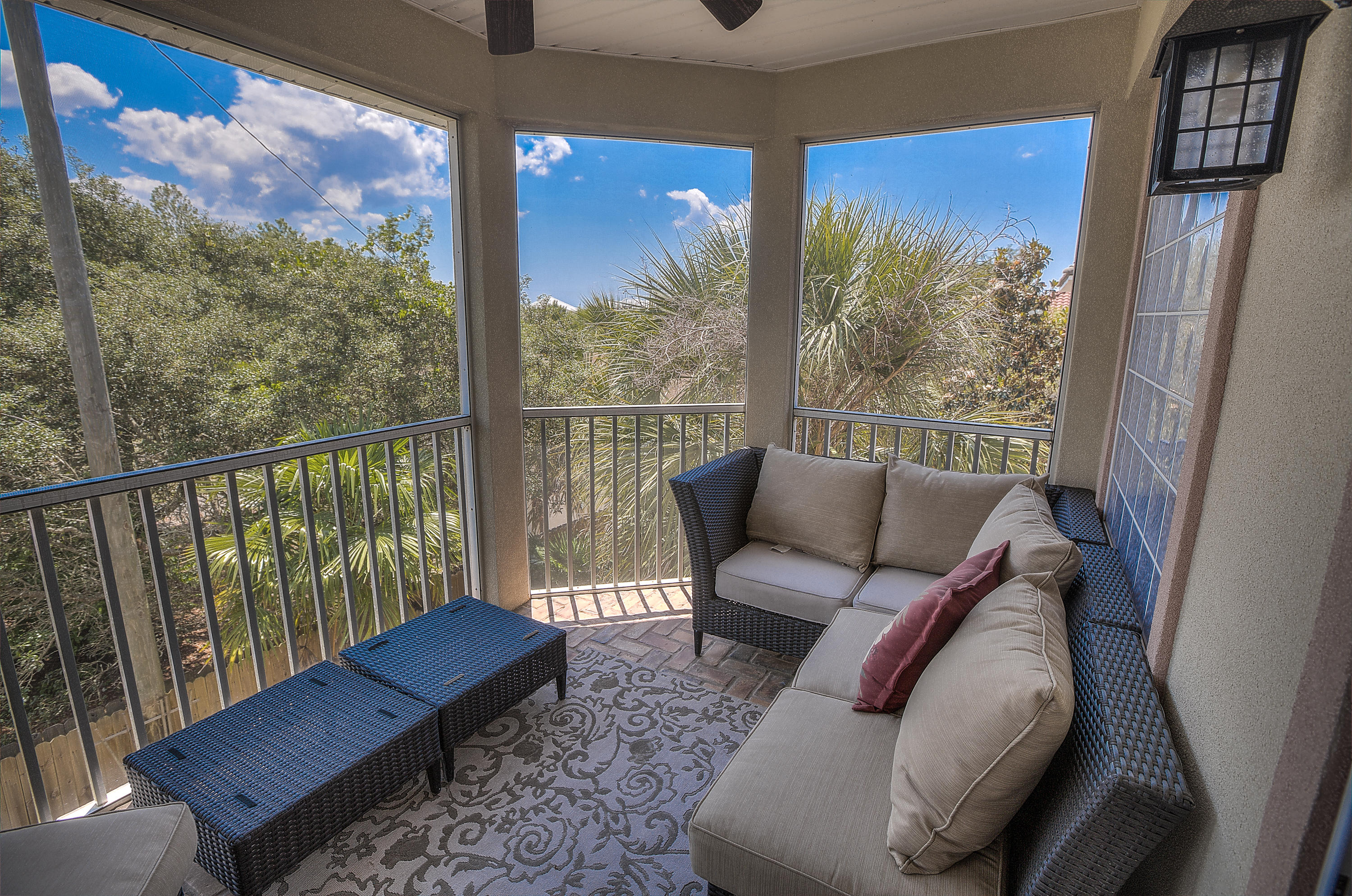 LA VALENCIA BEACH RESORT - Residential