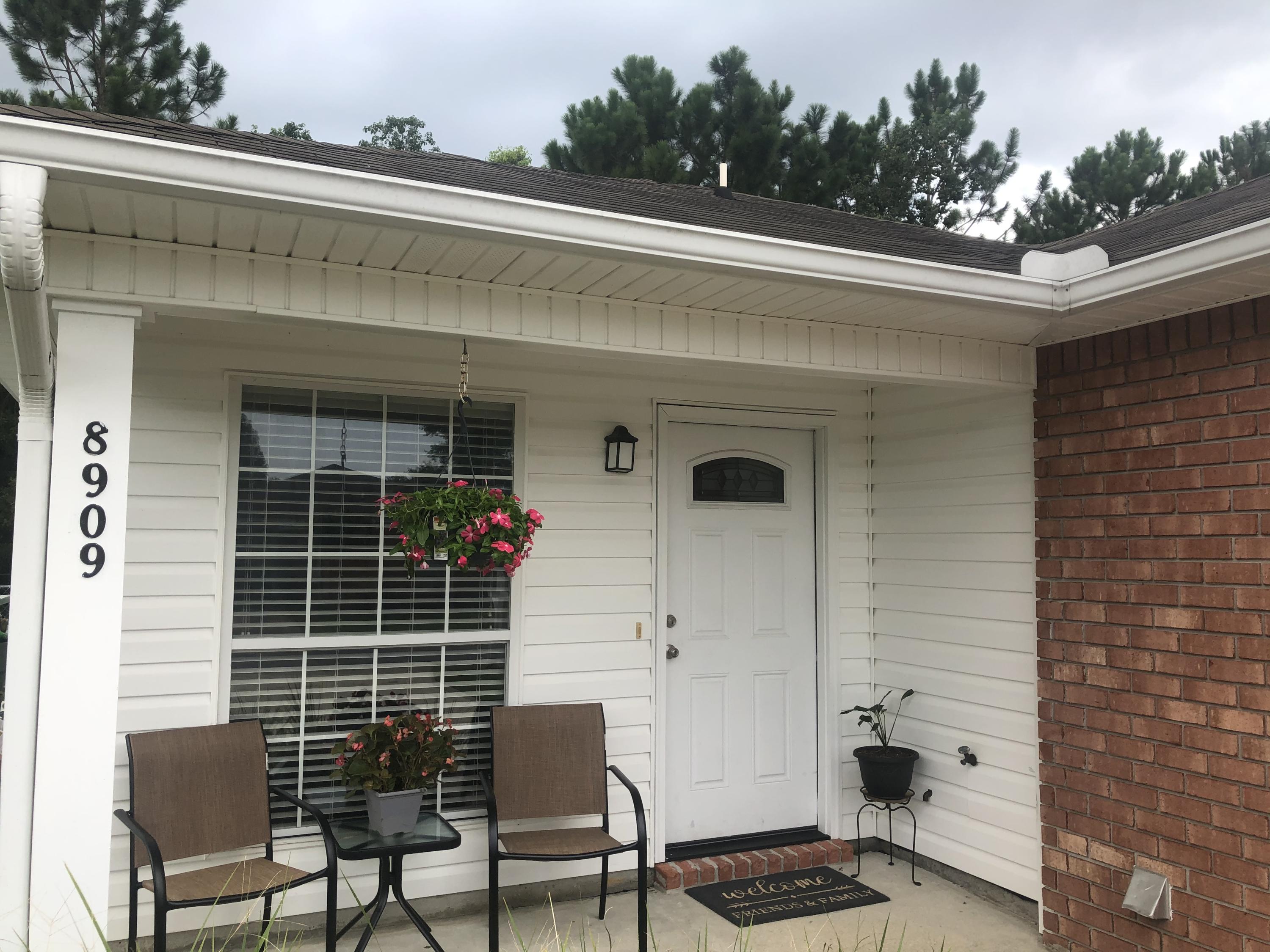 BAY PINES - Residential