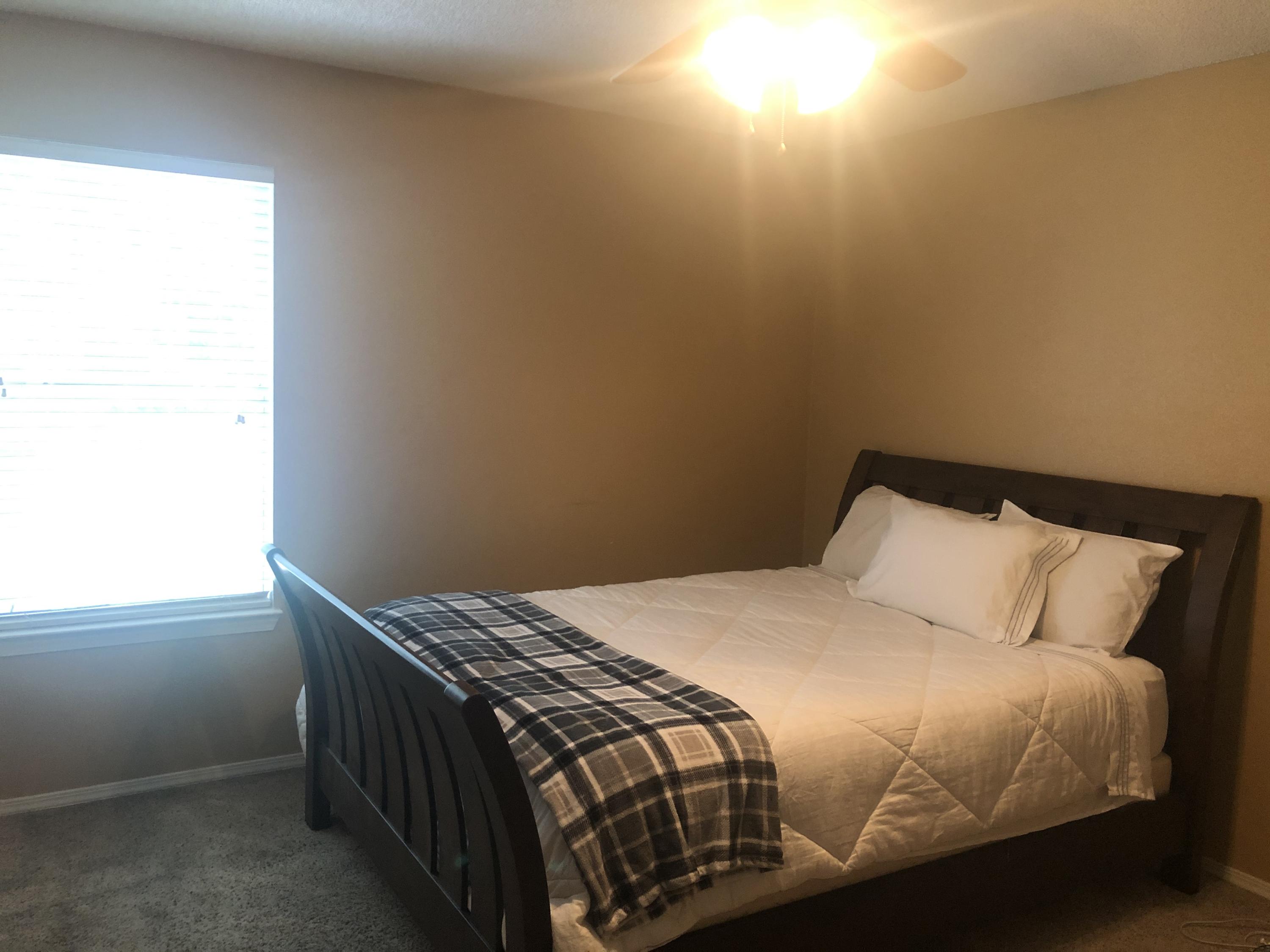 BAY PINES - Residential