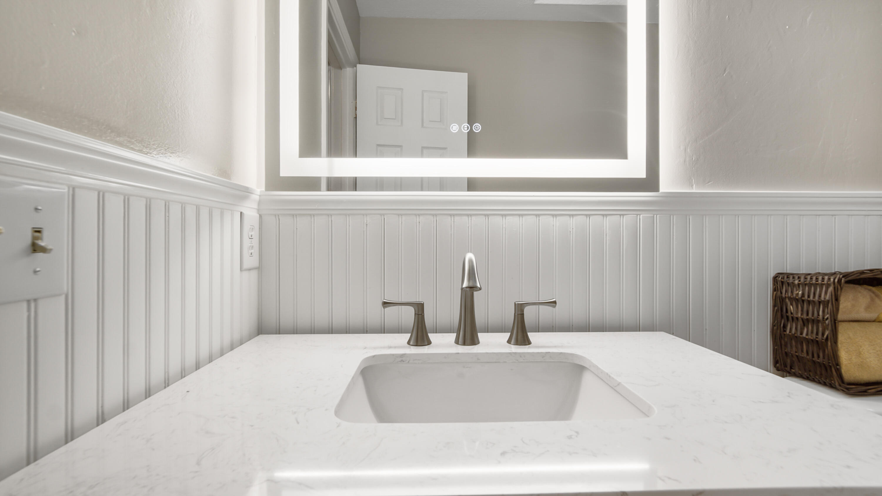 GRAND LAGOON SHORES - Residential