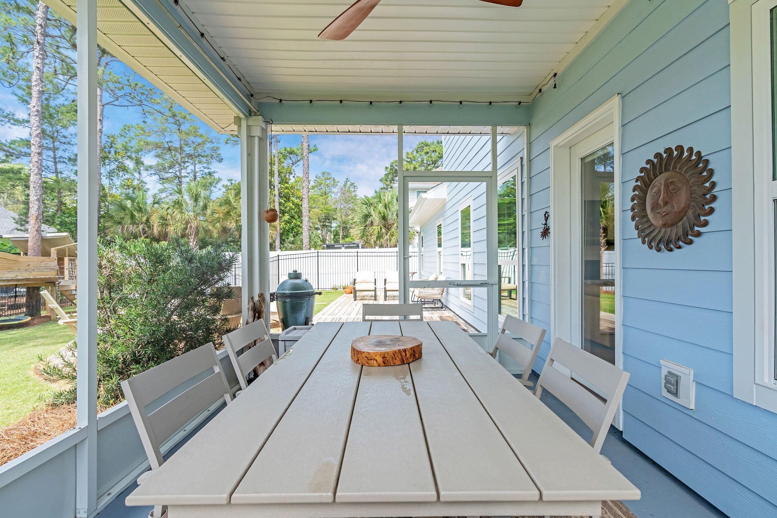 Mussett Bayou Manor - Residential