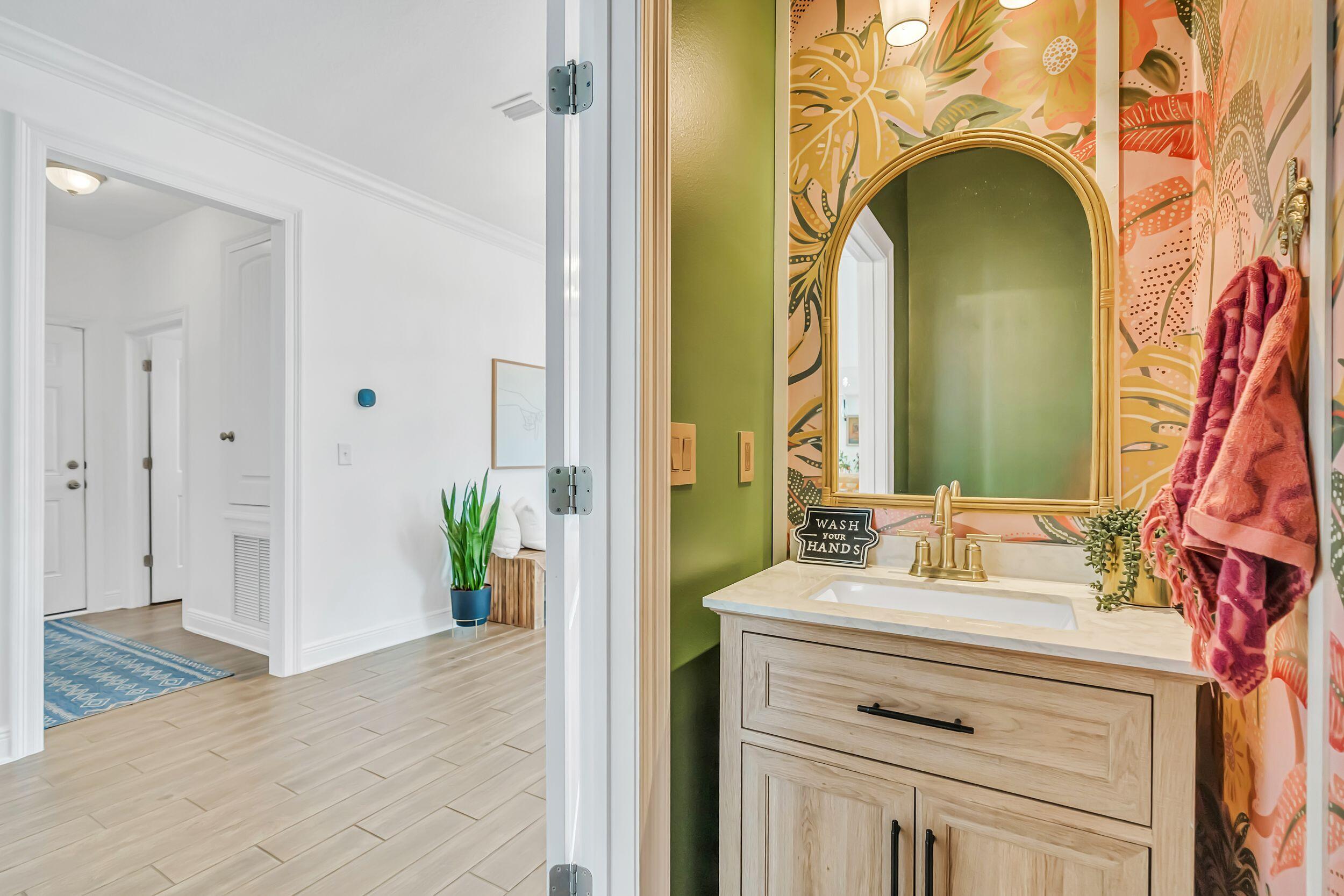 Mussett Bayou Manor - Residential