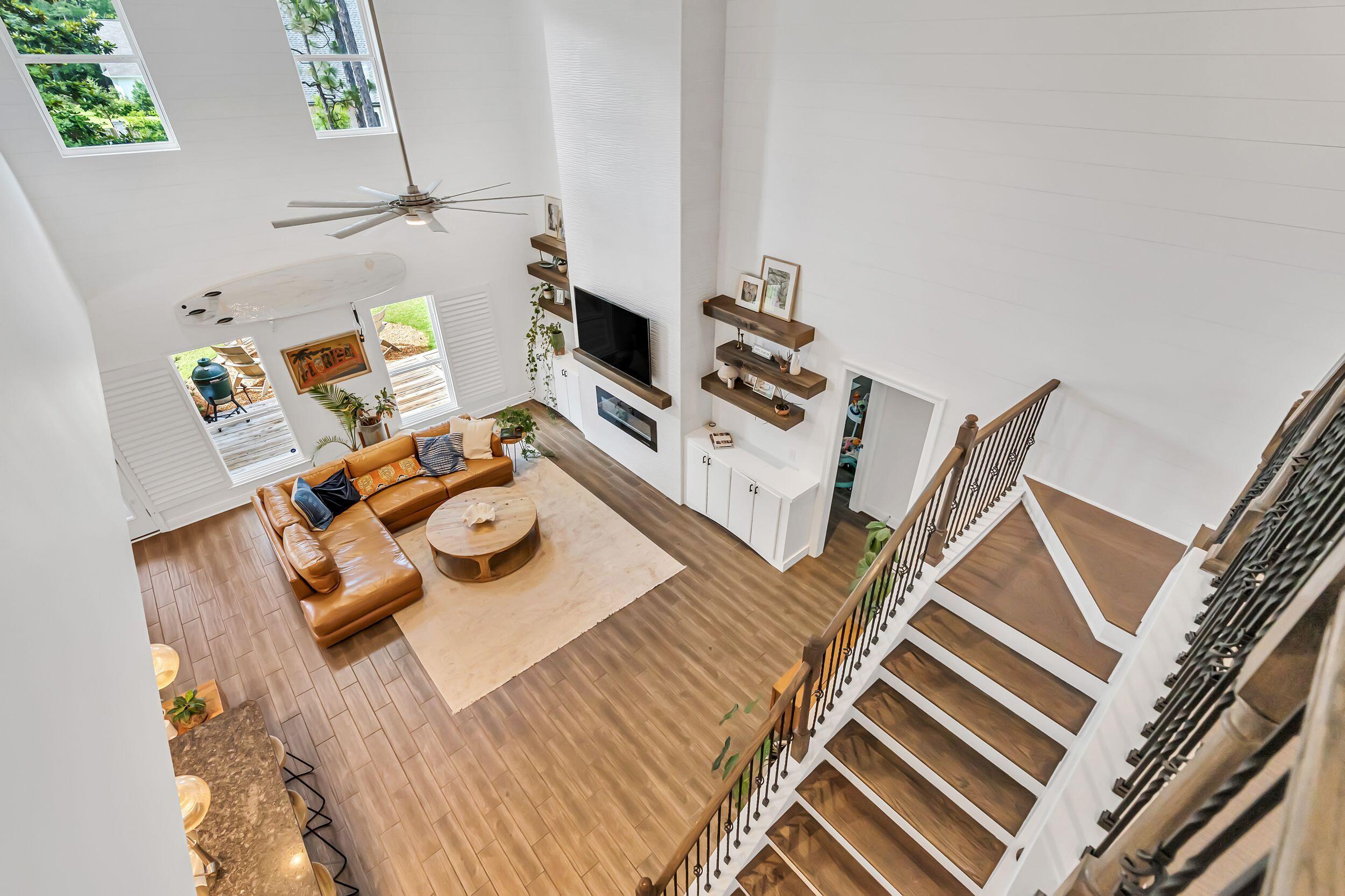 Mussett Bayou Manor - Residential