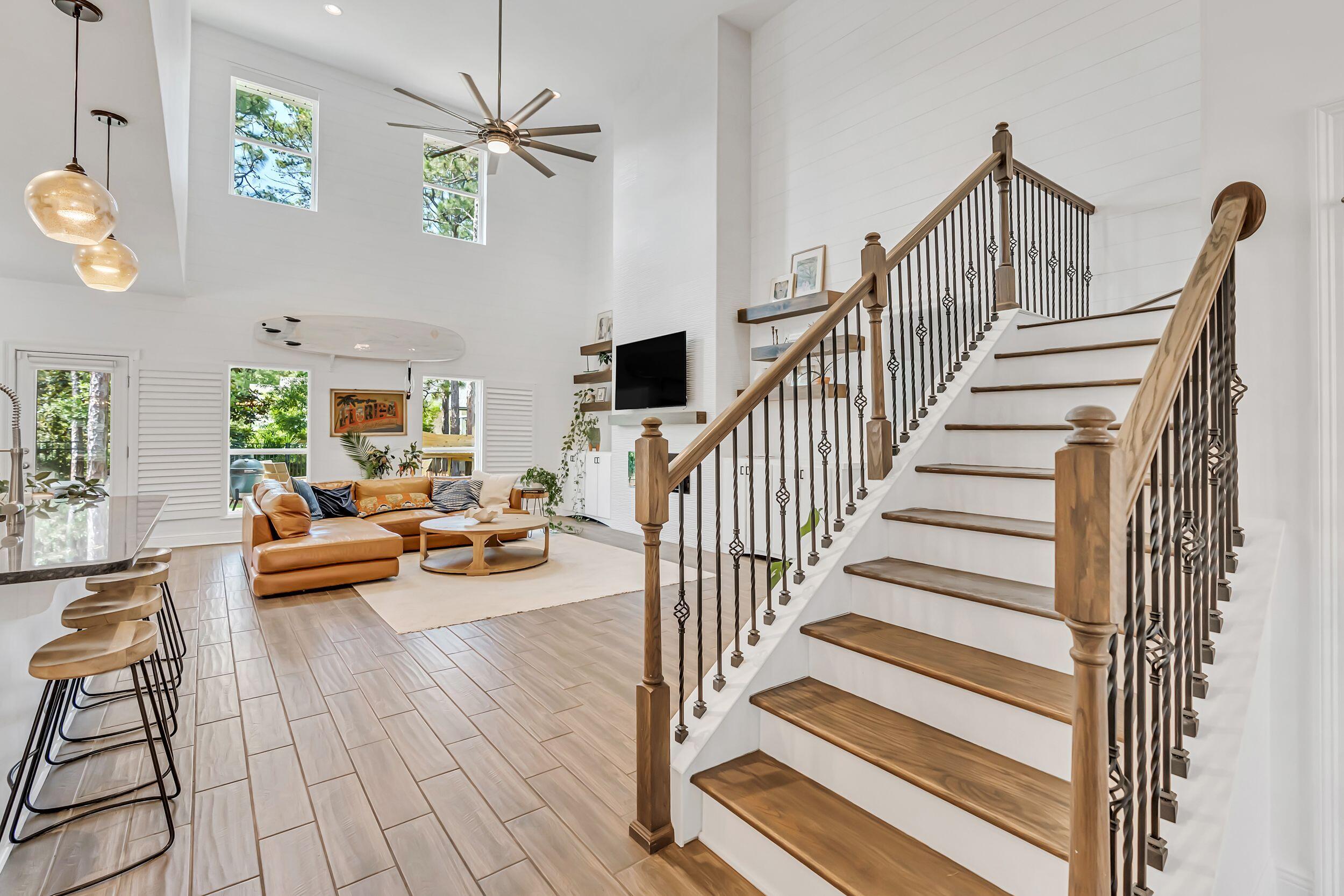 Mussett Bayou Manor - Residential