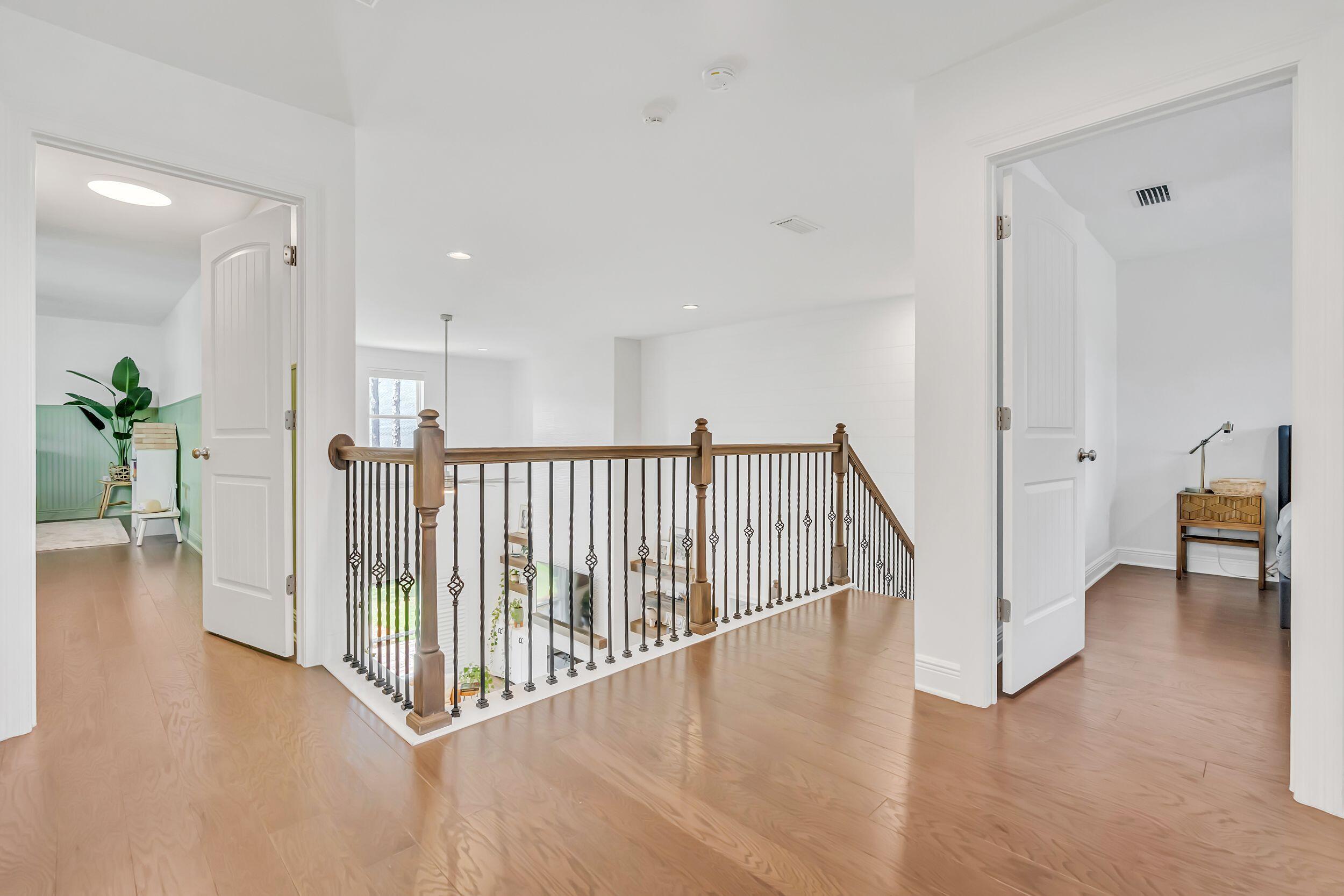 Mussett Bayou Manor - Residential