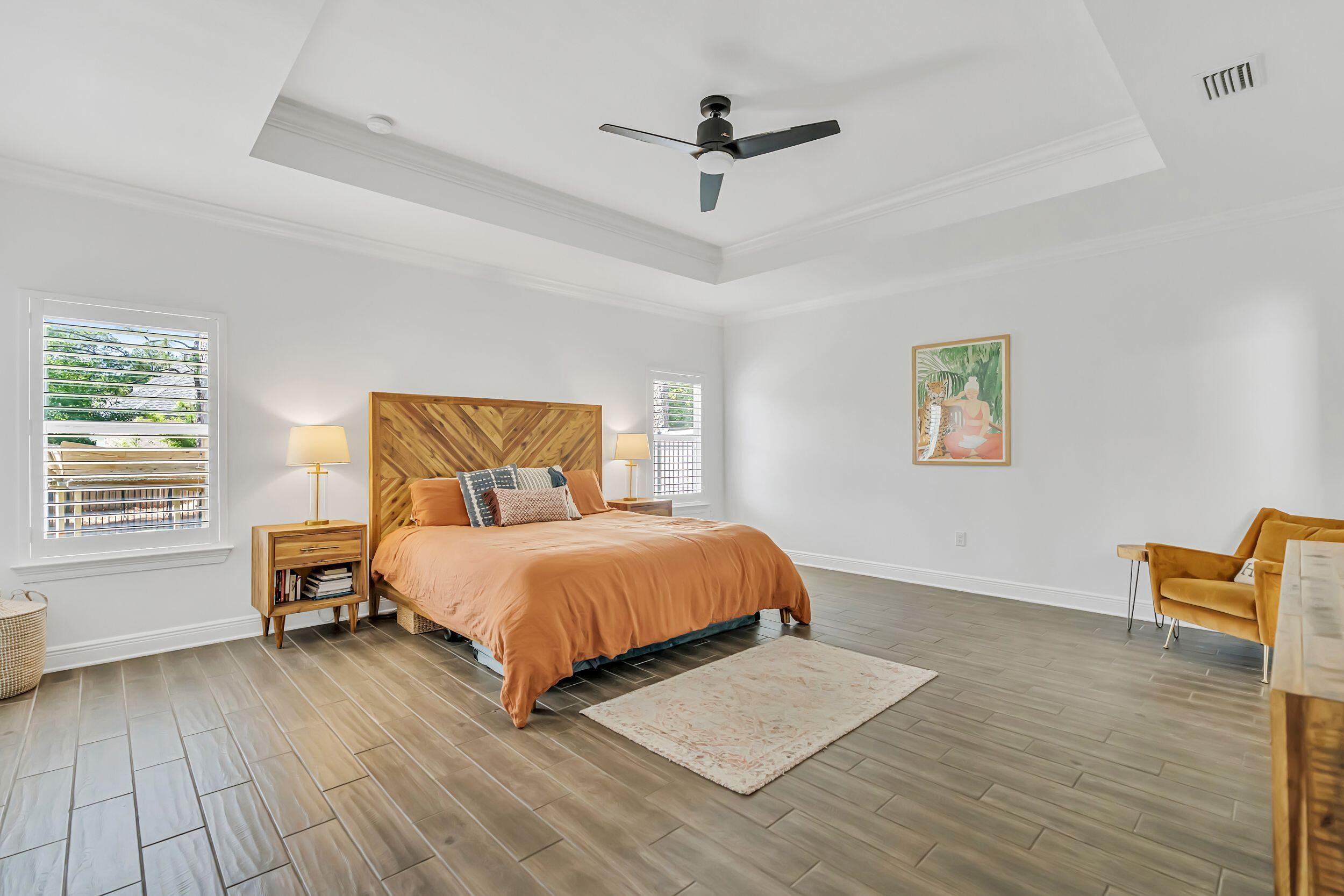 Mussett Bayou Manor - Residential