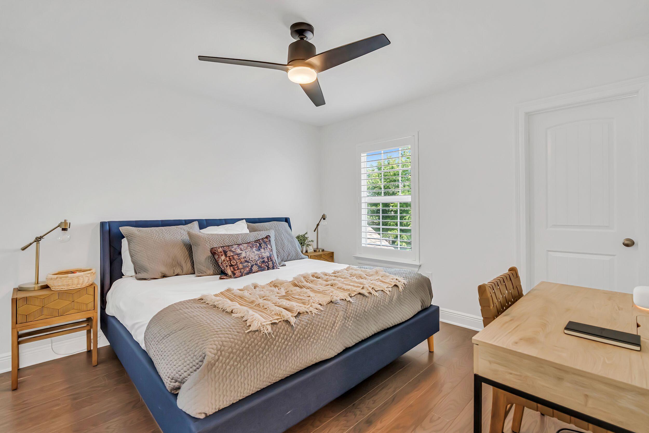 Mussett Bayou Manor - Residential