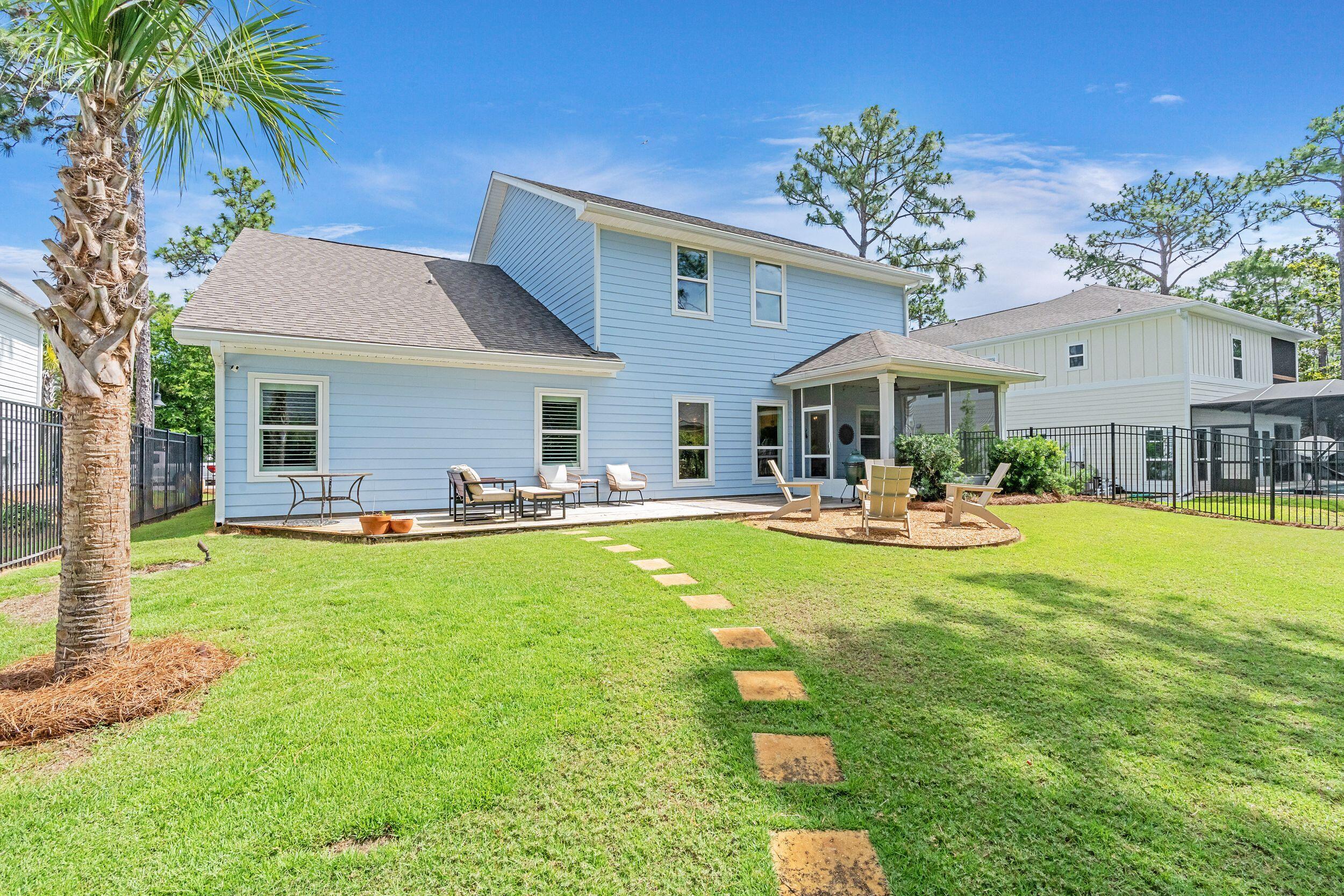 Mussett Bayou Manor - Residential