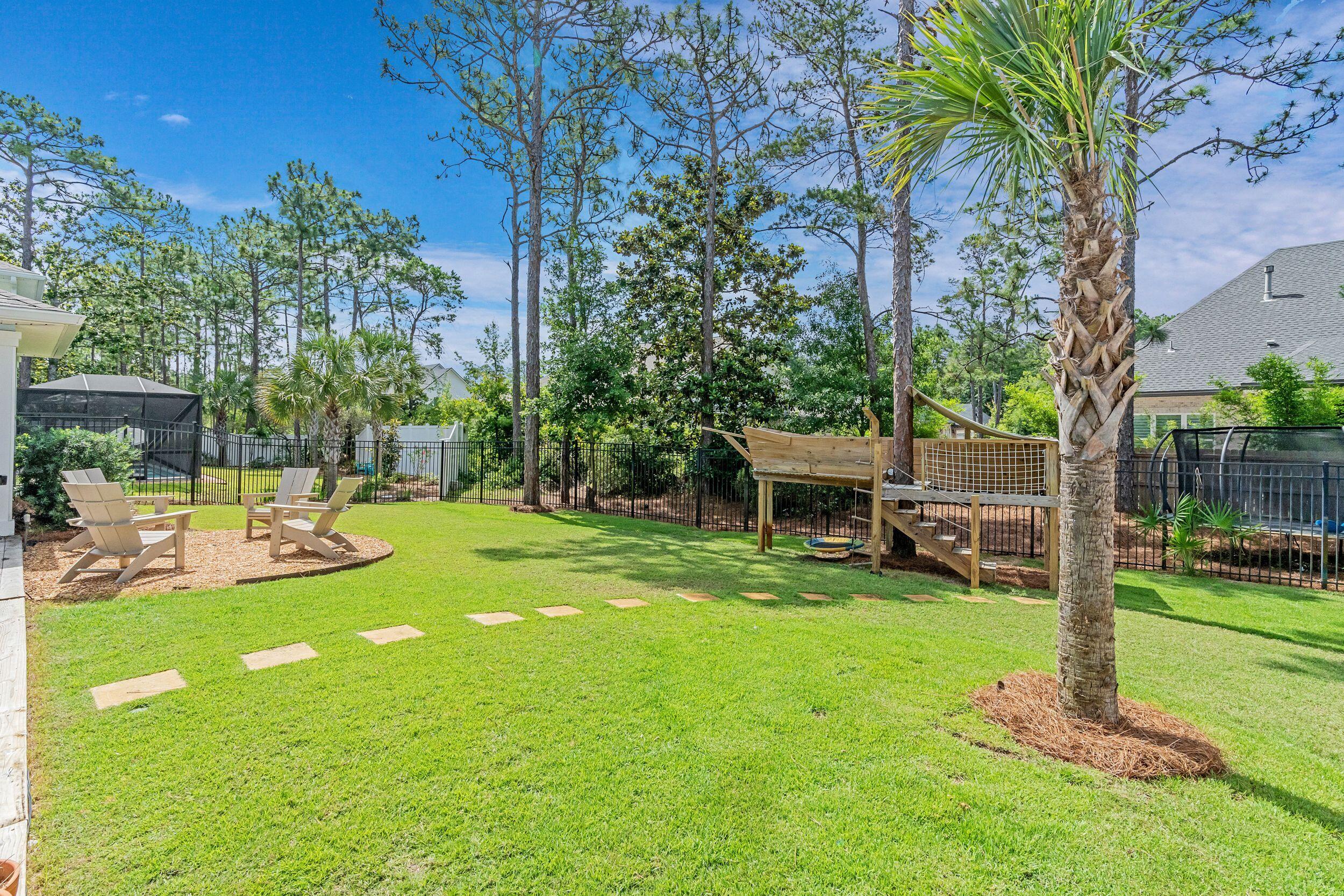 Mussett Bayou Manor - Residential