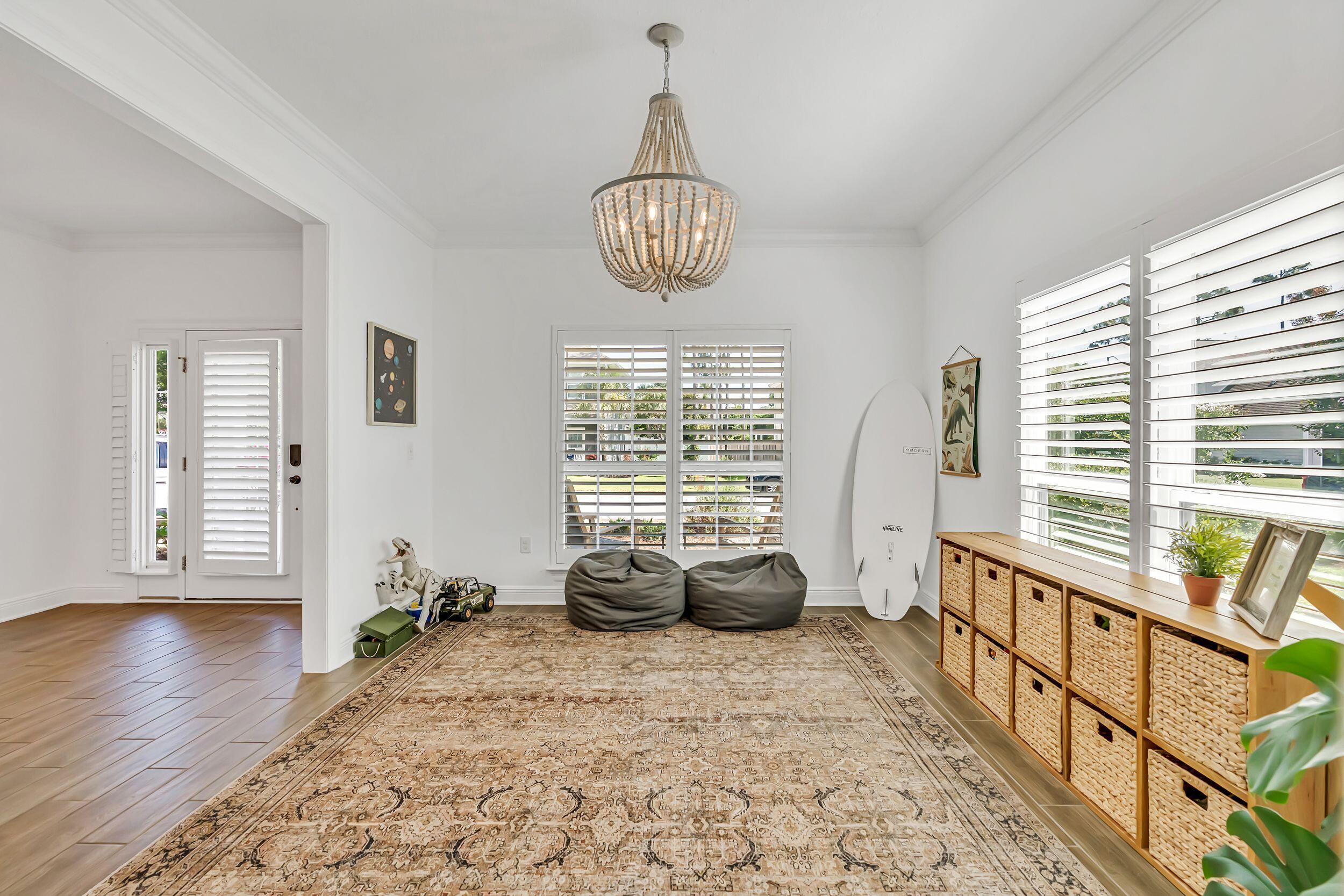 Mussett Bayou Manor - Residential