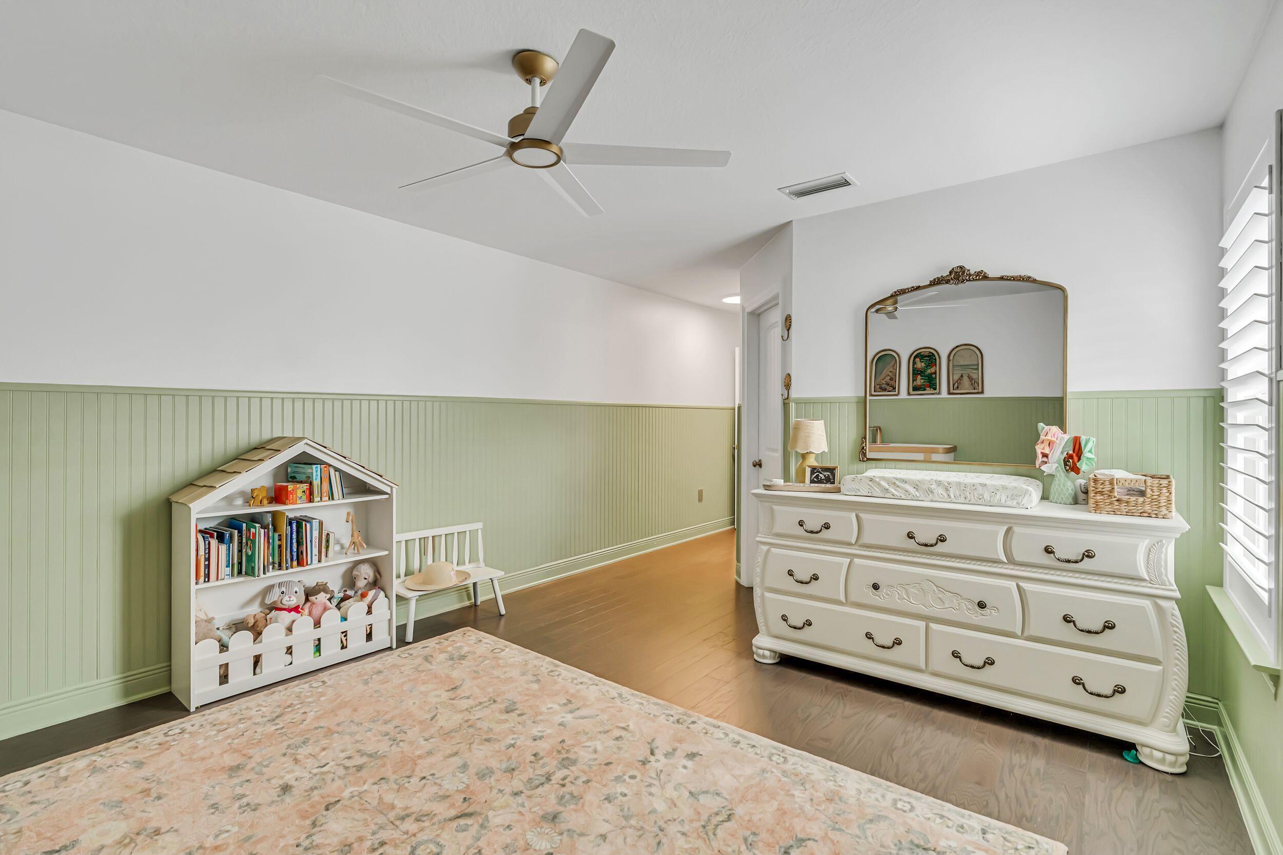 Mussett Bayou Manor - Residential