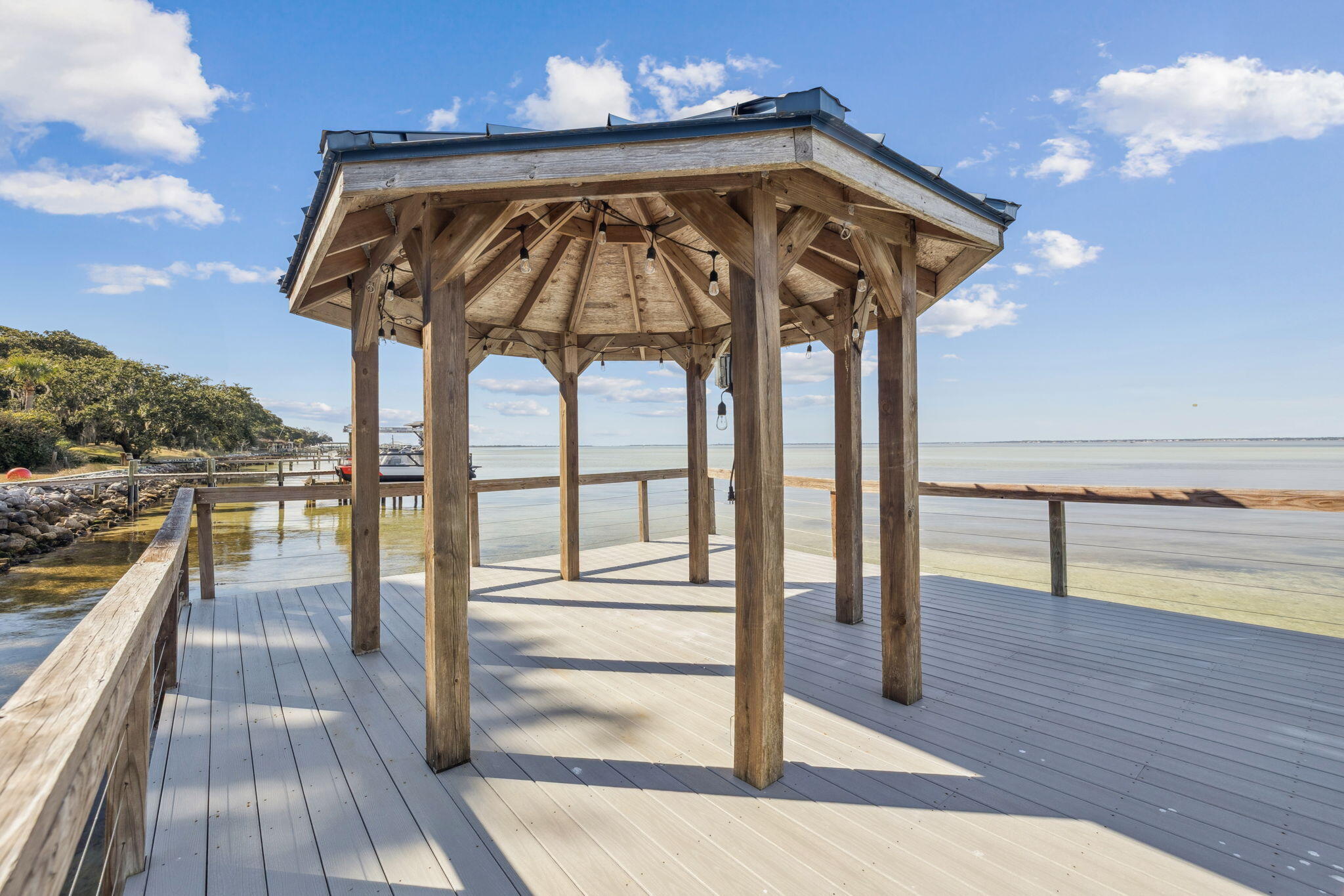 CALHOUN S/D TO DESTIN - Residential