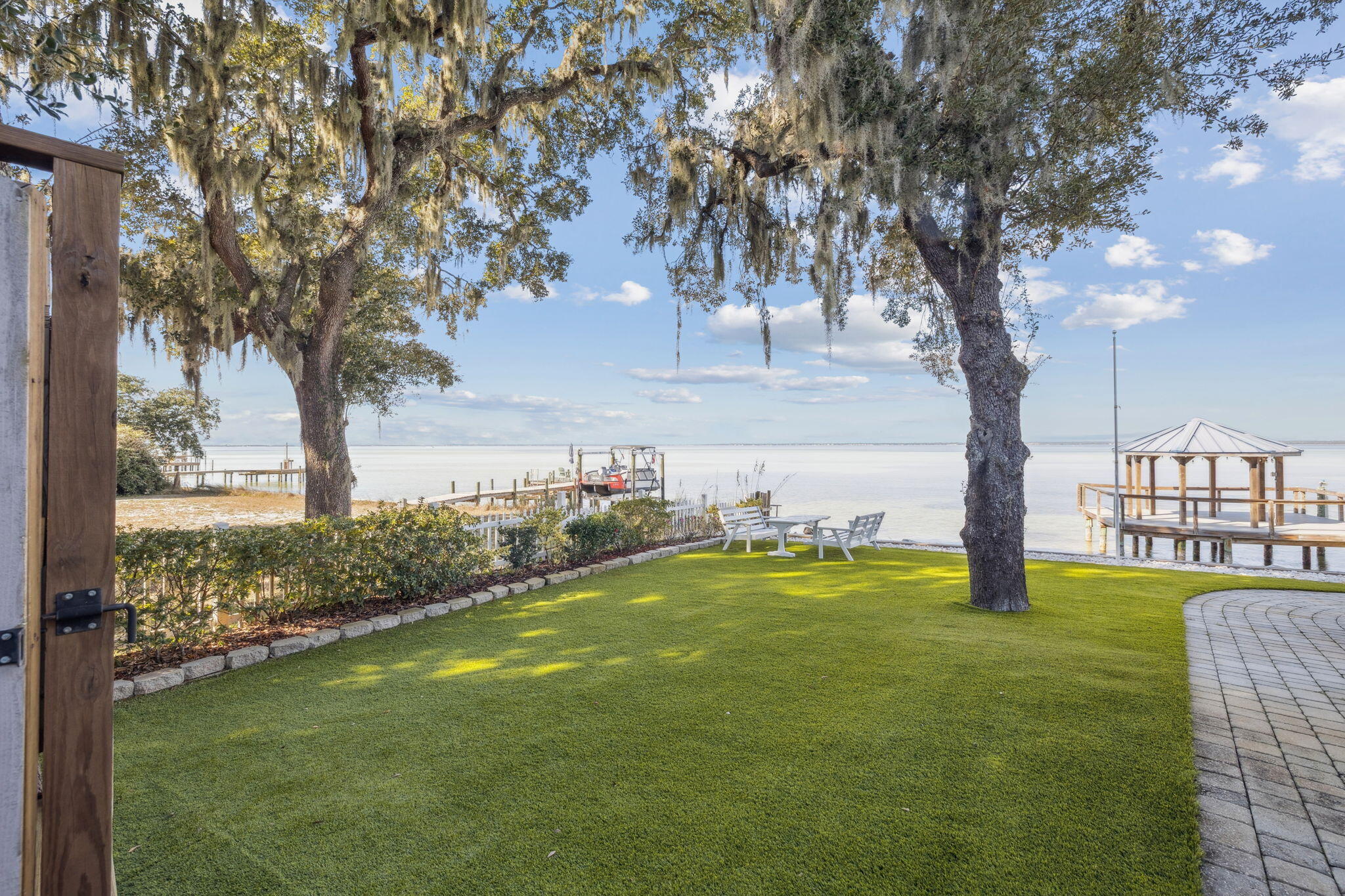 CALHOUN S/D TO DESTIN - Residential