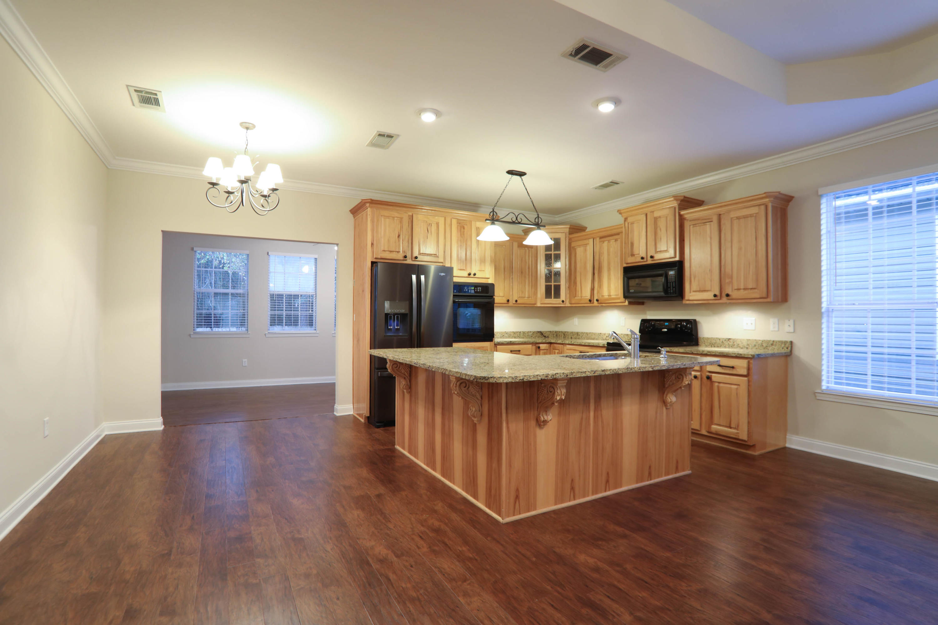 VALPARAISO PINECREST 6 - Residential