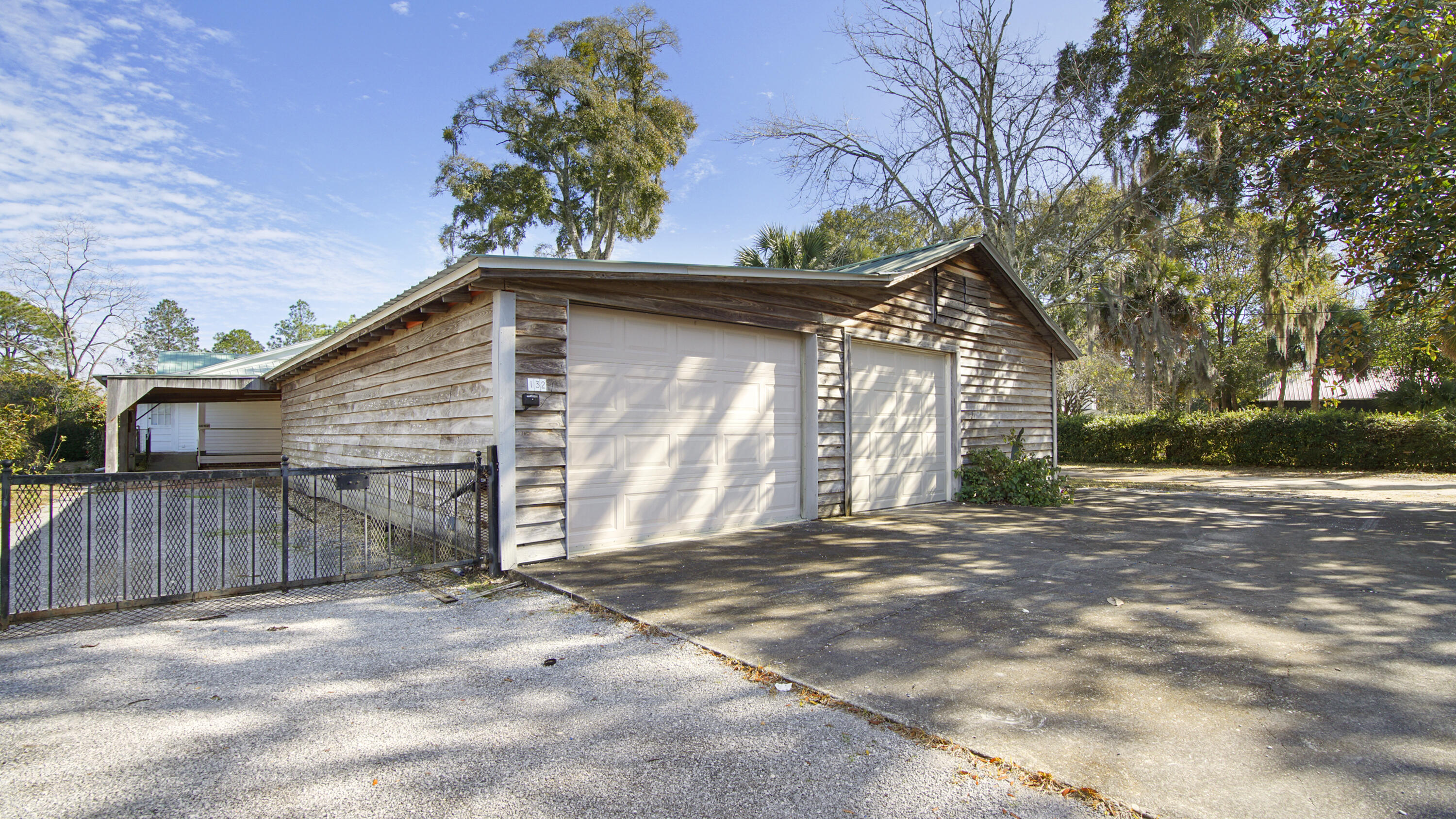 TOWN OF DEFUNIAK SPRINGS - Residential
