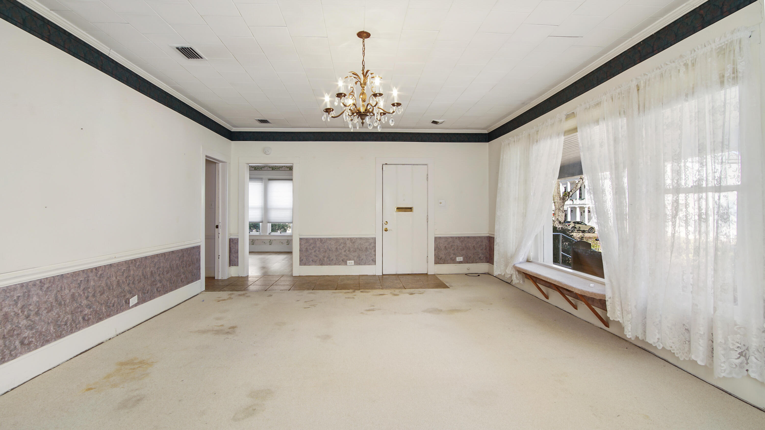 TOWN OF DEFUNIAK SPRINGS - Residential
