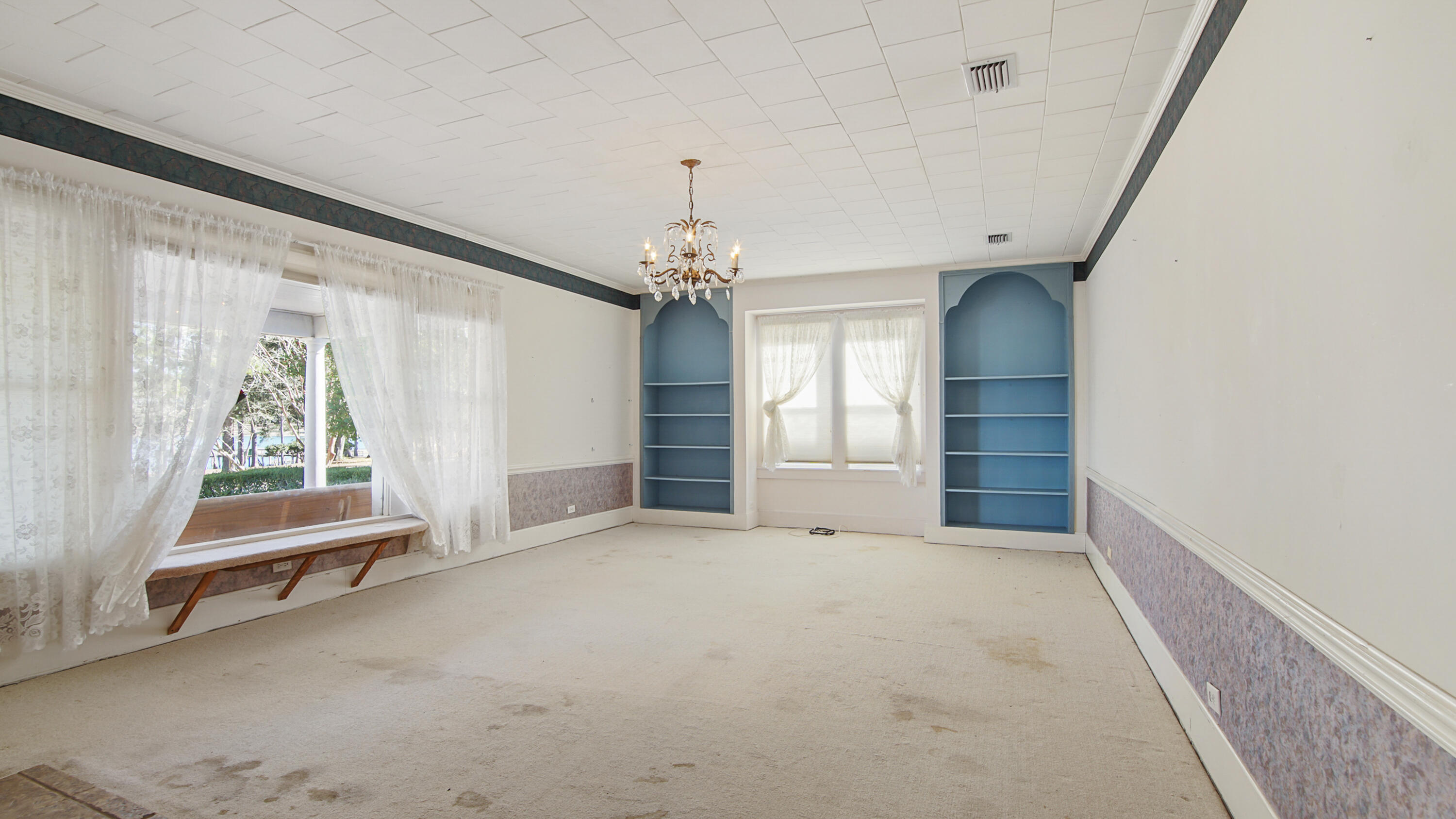 TOWN OF DEFUNIAK SPRINGS - Residential