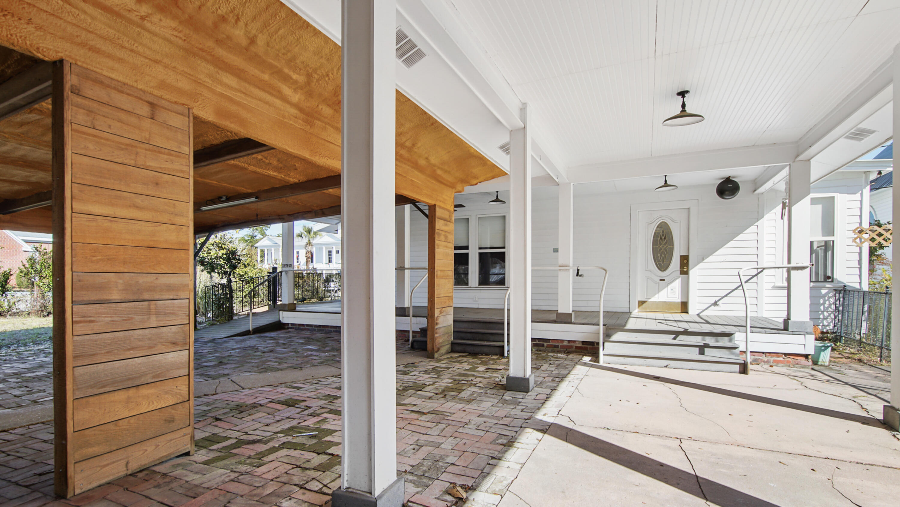 TOWN OF DEFUNIAK SPRINGS - Residential