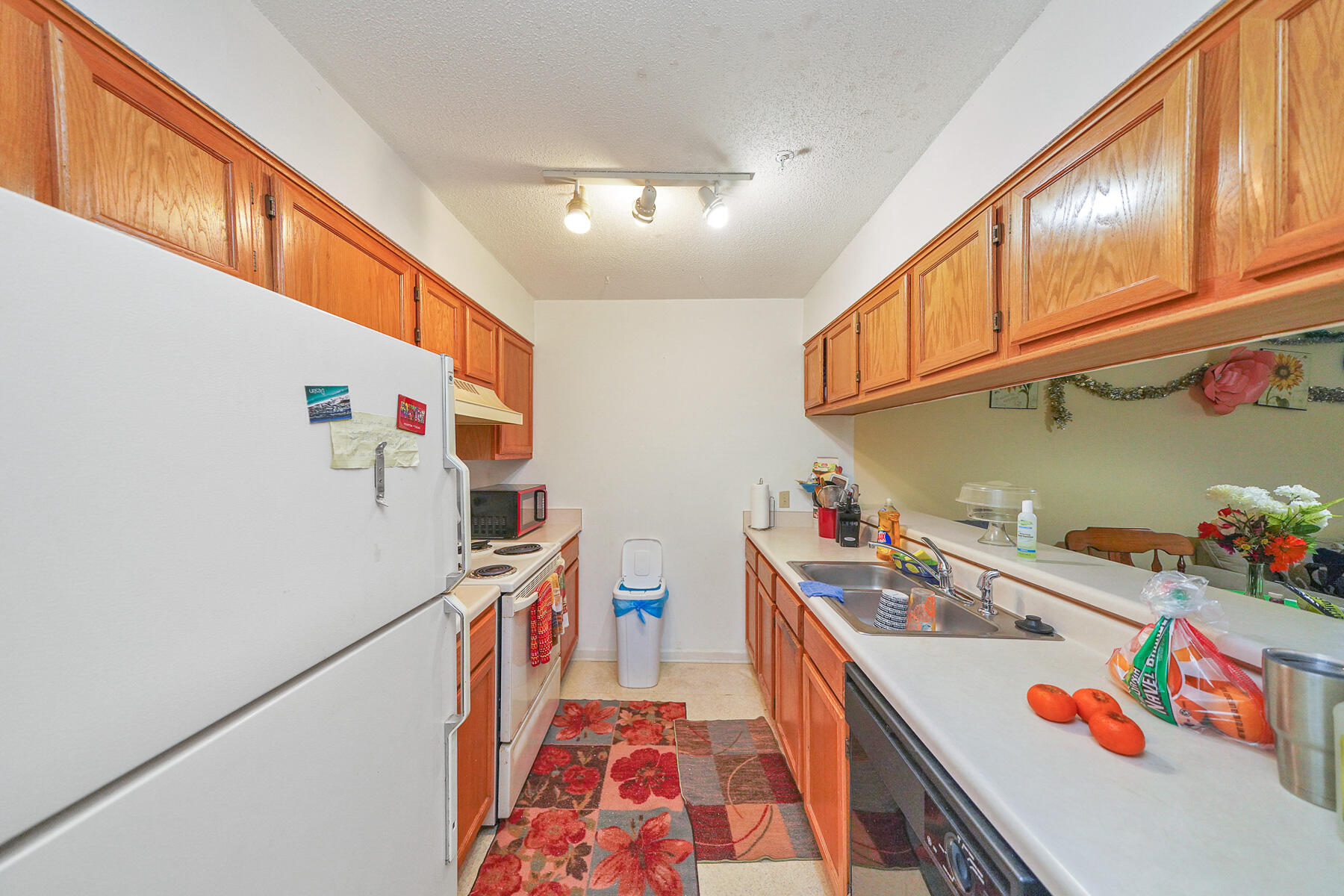 POINTE OF VIEW CONDO - Residential