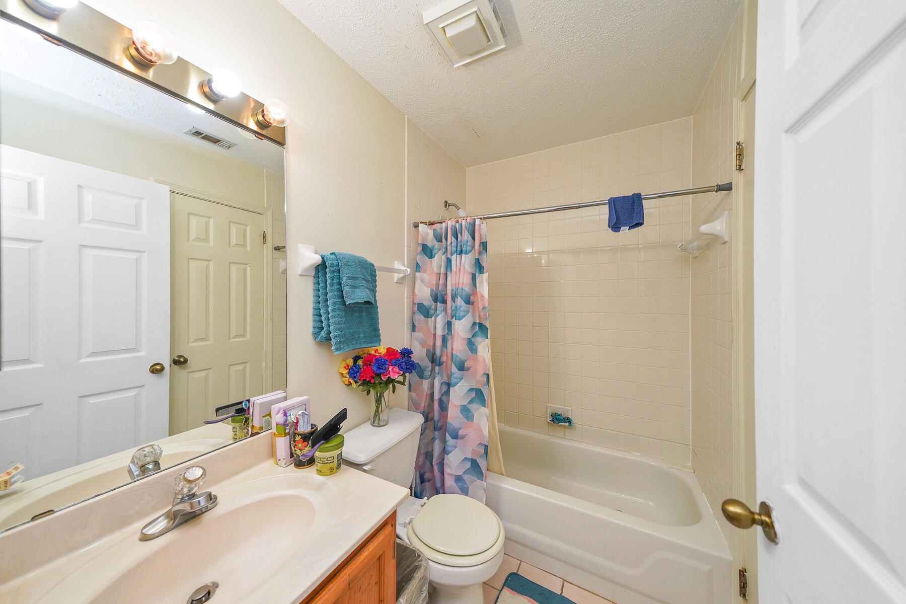 POINTE OF VIEW CONDO - Residential