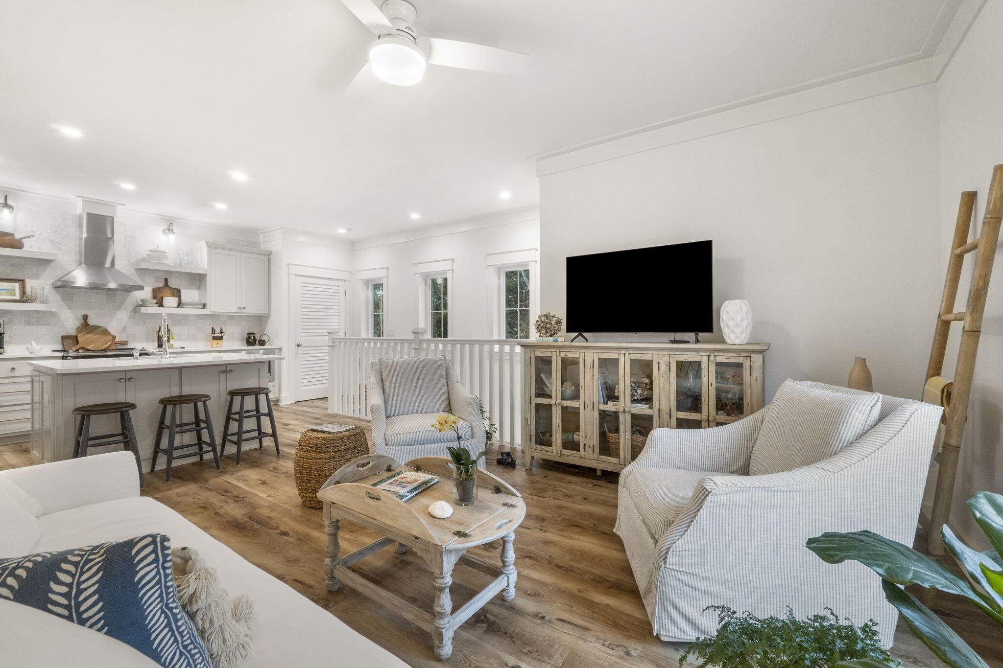 LAGUNA BEACH AMENDED - Residential