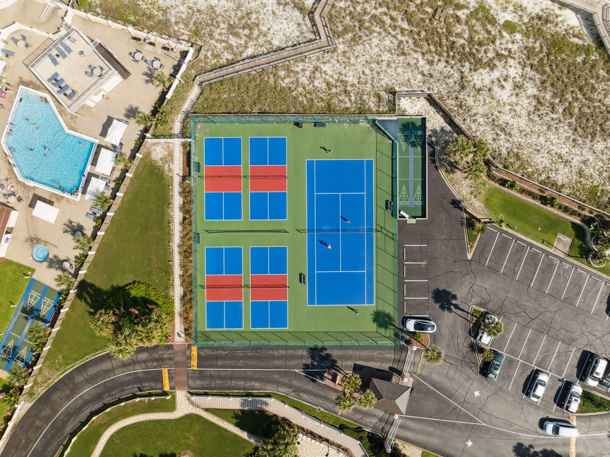 Jetty East Condominium - Residential