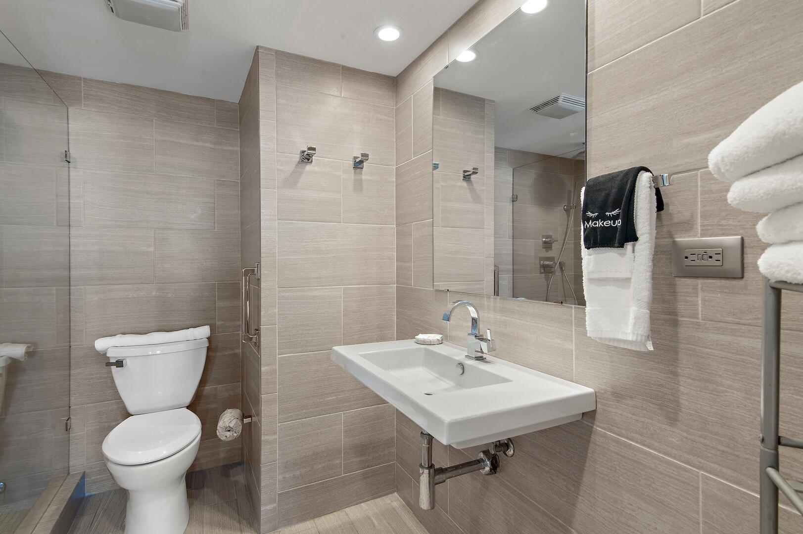 Jetty East Condominium - Residential