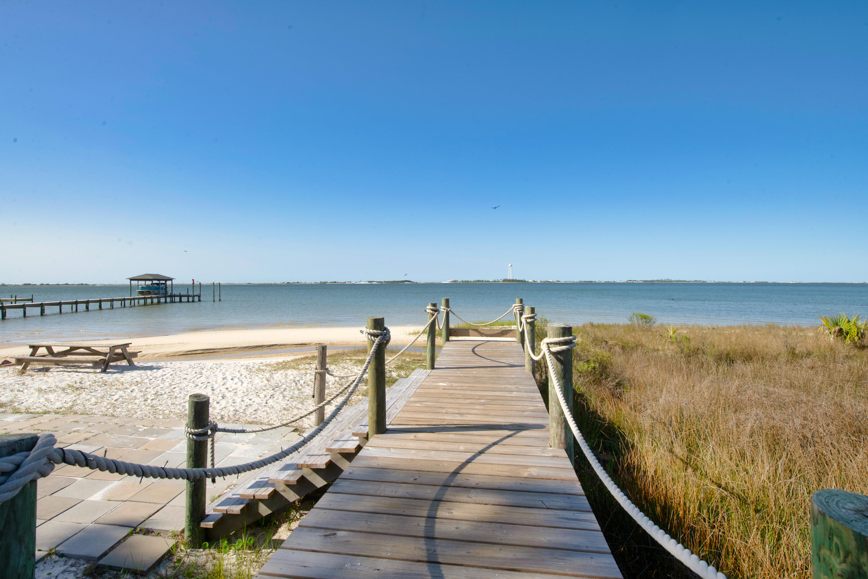 EMERALD POINTE PLAT 2 - Residential