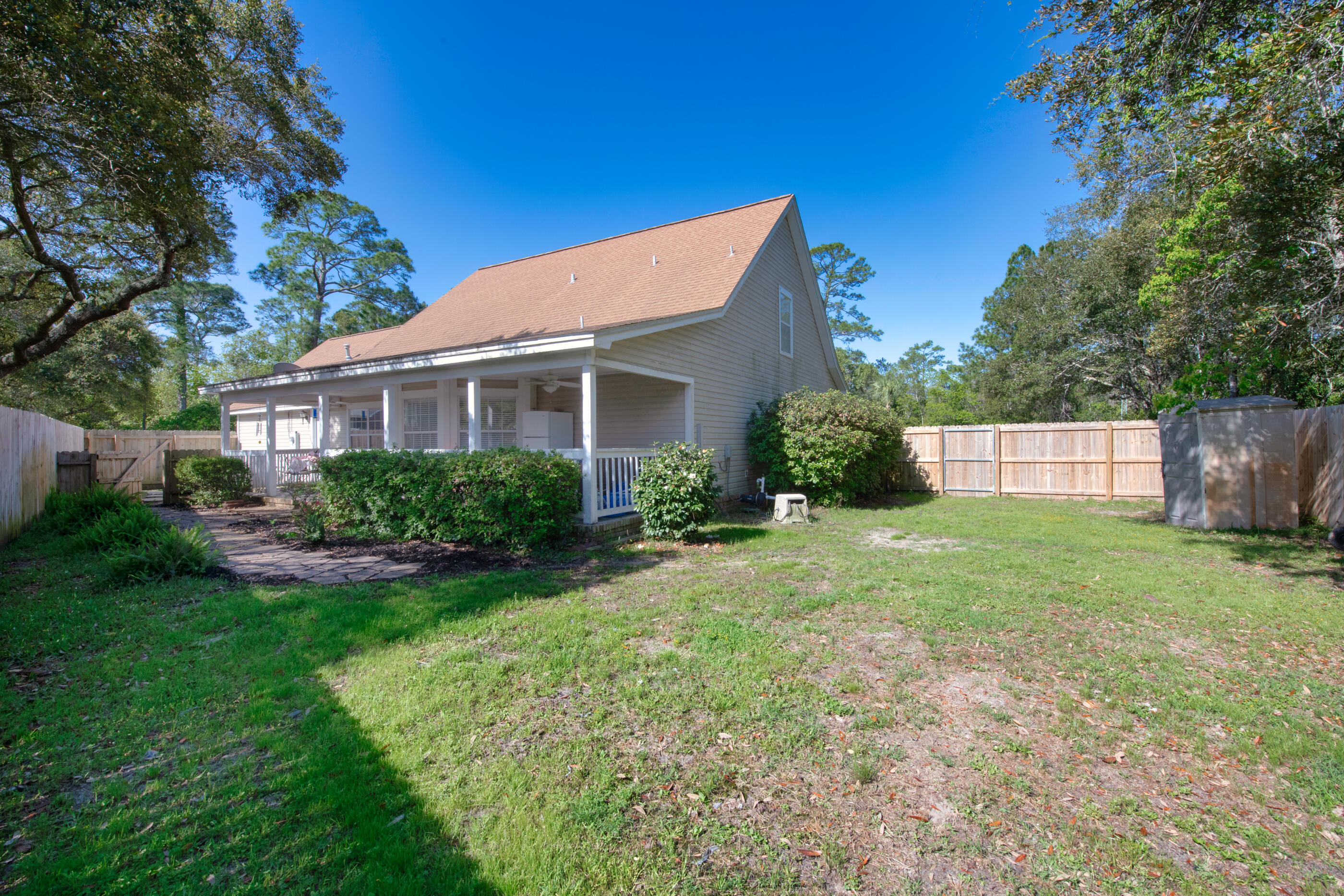 EMERALD POINTE PLAT 2 - Residential