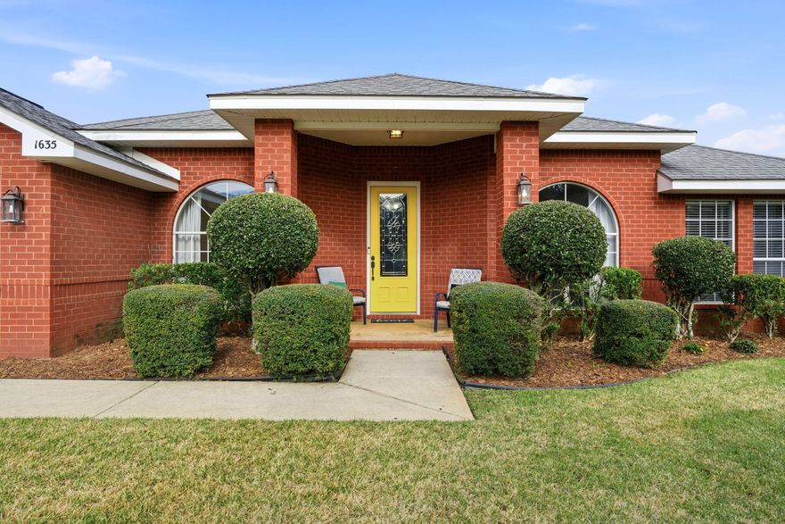 New Roof to be installed prior to closing. Welcome to 1635 Woodlawn Way, a stunning Gulf Breeze home offering luxury, comfort, and family-friendly living. The open, light-filled floor plan features spacious living areas and a well-appointed kitchen ideal for everyday living and entertaining.Enjoy your private backyard oasis with a luxury in-ground pool and large yard--perfect for family fun, outdoor dining, and hosting guests. Located on a quiet street just minutes from top-rated schools, shopping, dining, and Gulf Coast beaches. A rare opportunity to enjoy upscale living in one of Gulf Breeze's most desirable areas.