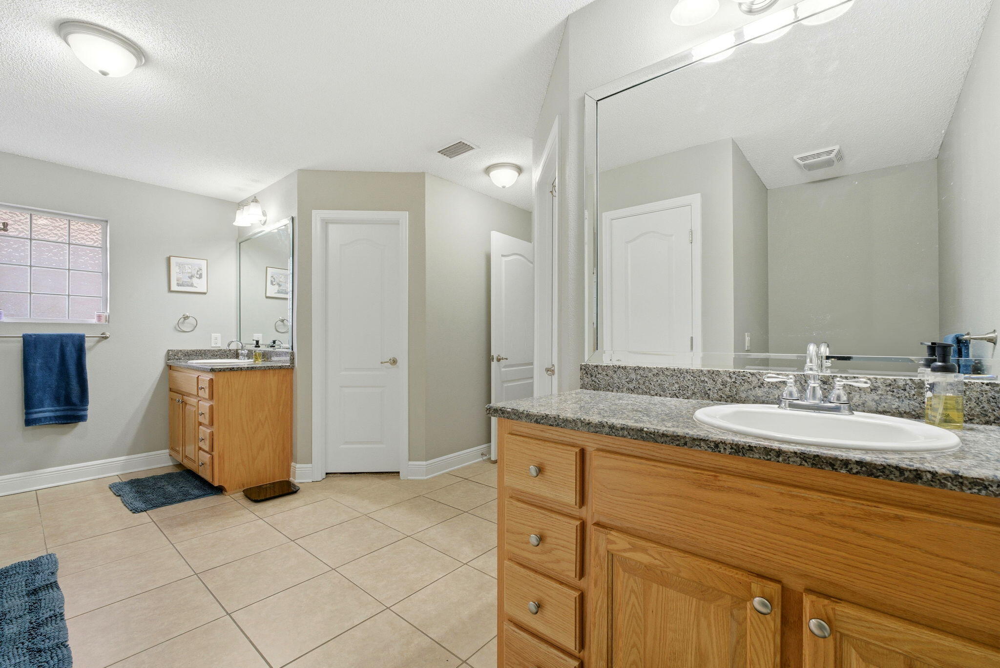 WOODLAWN HEIGHTS - Residential