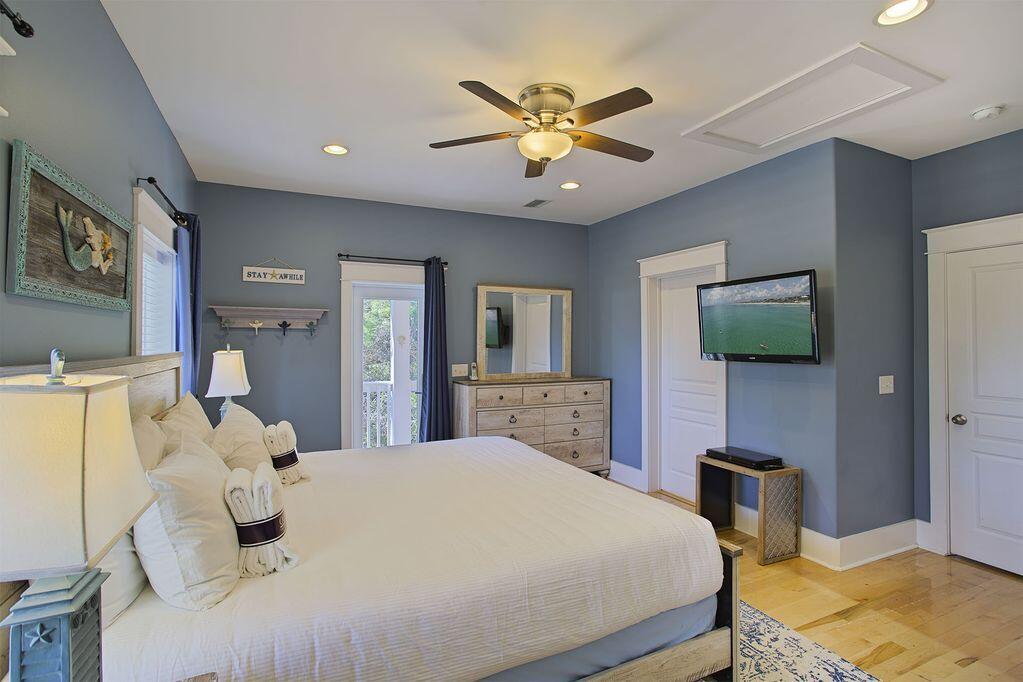 VILLAGE OF SUGAR BEACH - Residential