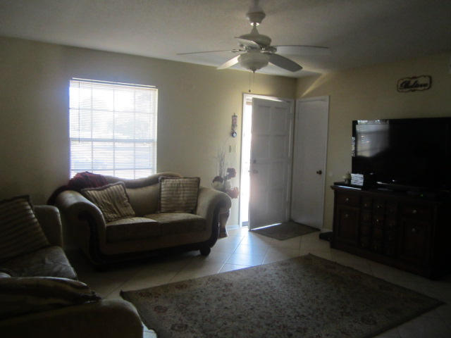 VICTORIA GARDENS - Residential Lease