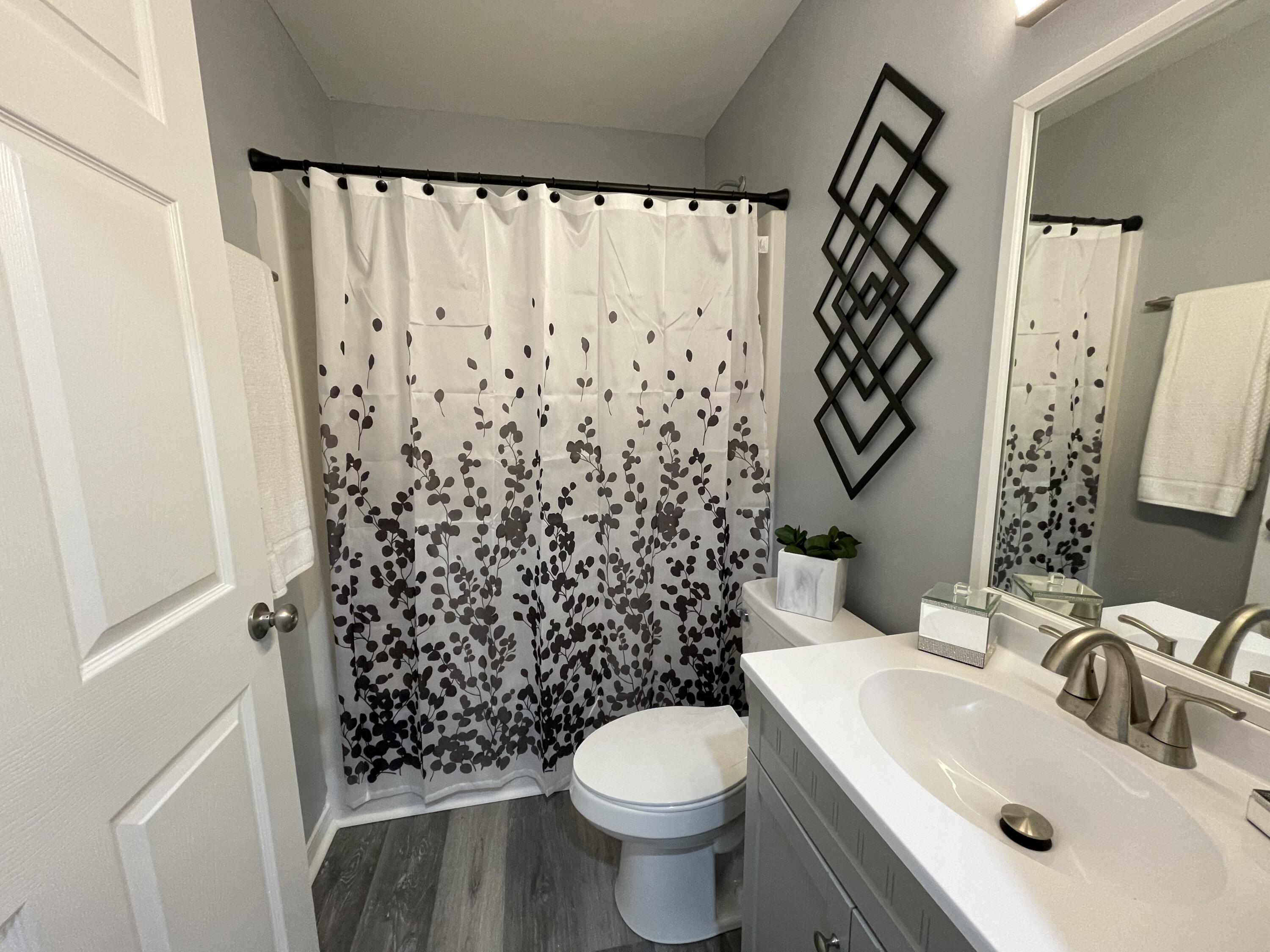 EAGLE WAY THE PINES S/D - Residential